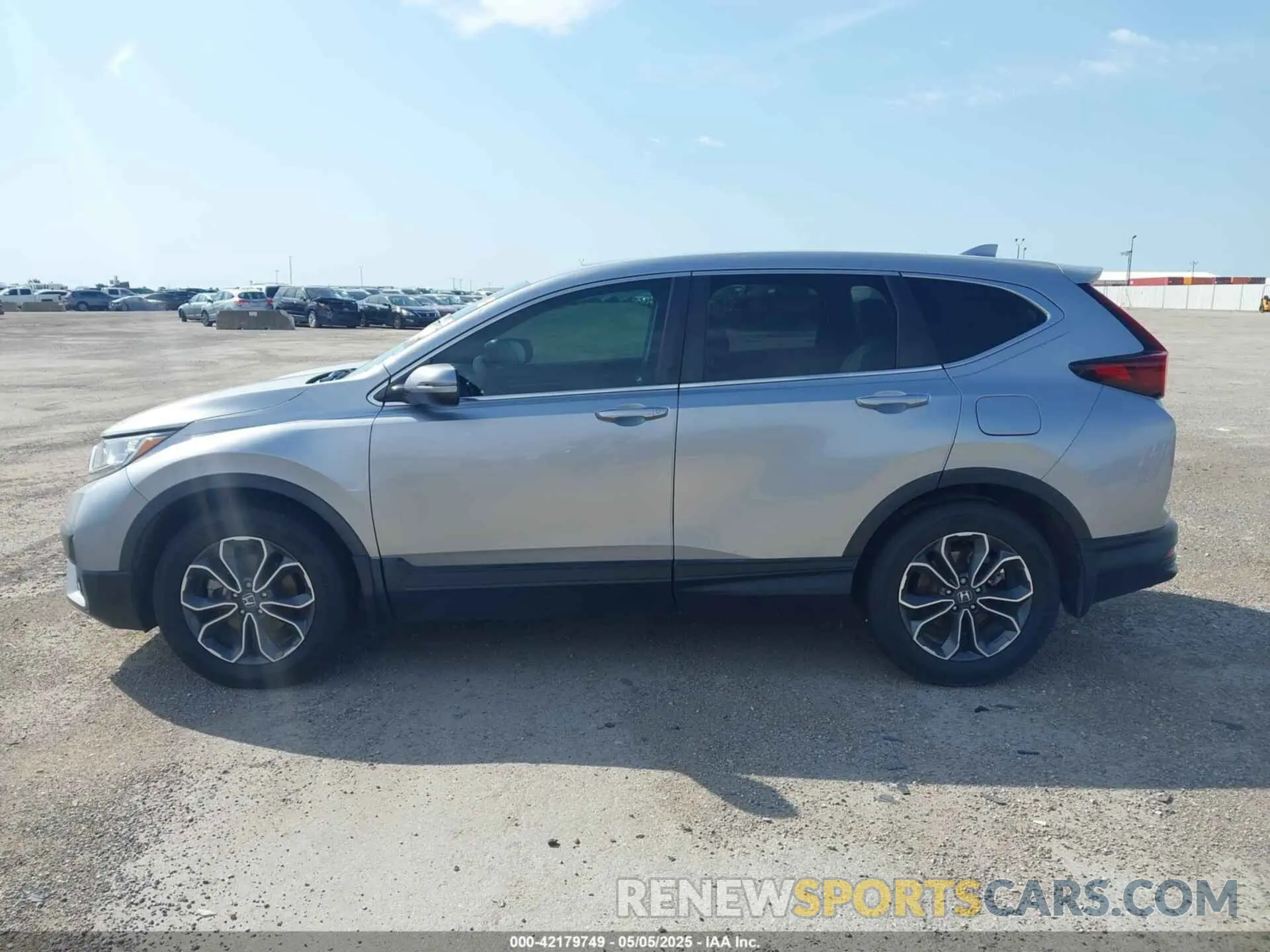 14 Photograph of a damaged car 2HKRW1H59MH405410 HONDA CR-V 2021