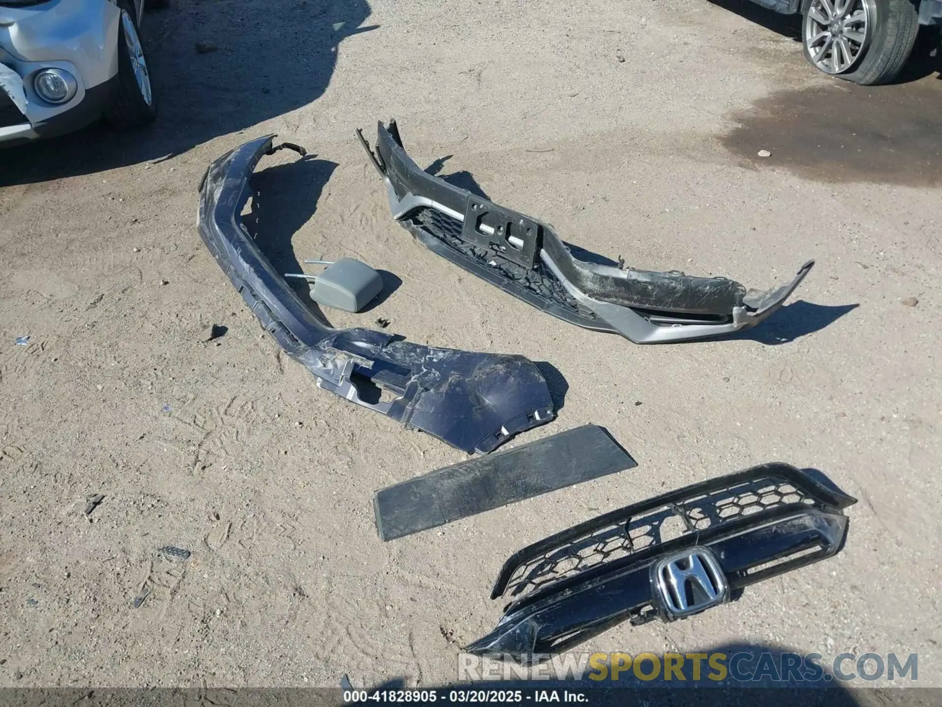 12 Photograph of a damaged car 2HKRW1H59MH422787 HONDA CR-V 2021