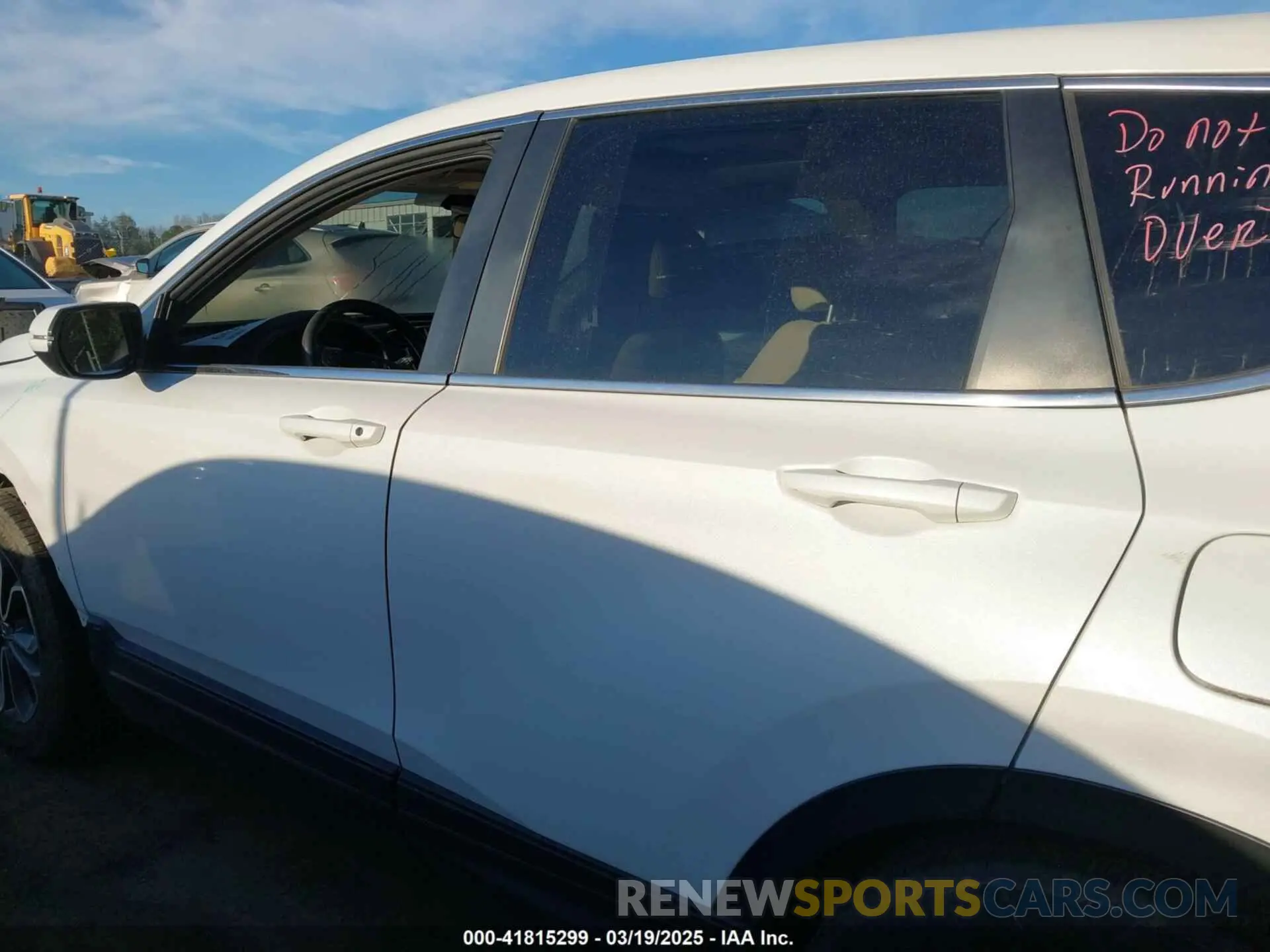 15 Photograph of a damaged car 2HKRW1H5XMH402791 HONDA CR-V 2021