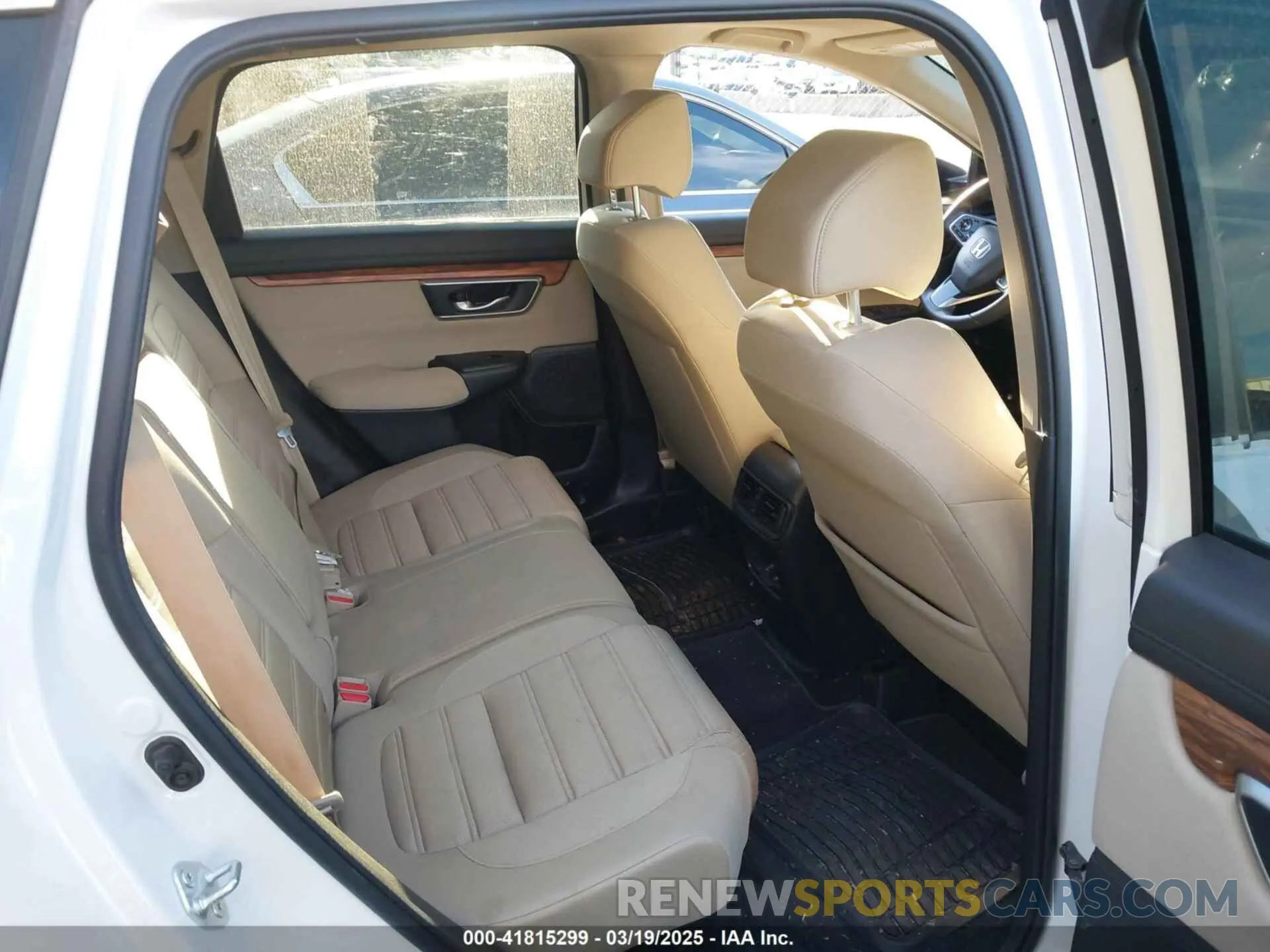 8 Photograph of a damaged car 2HKRW1H5XMH402791 HONDA CR-V 2021