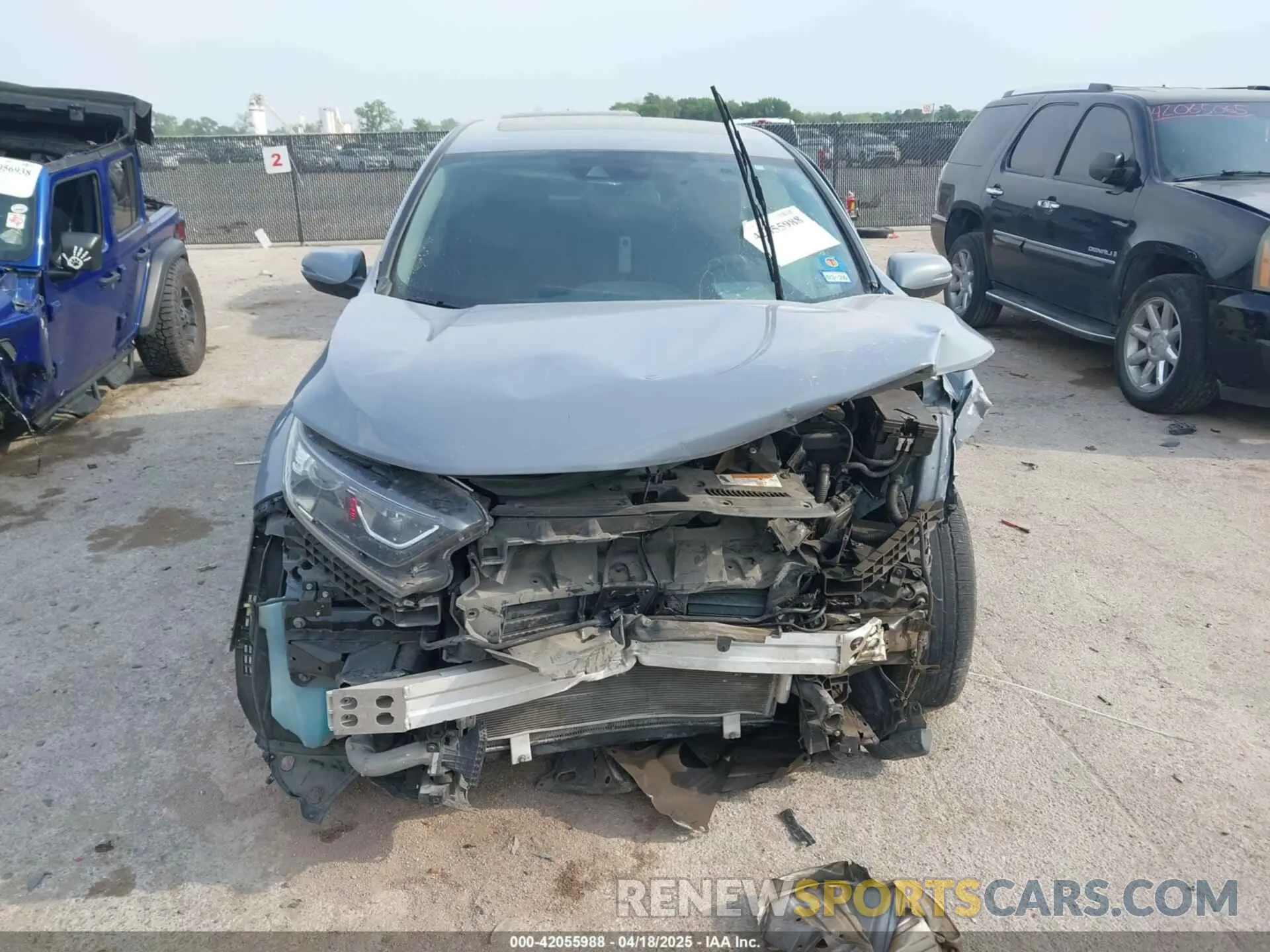 12 Photograph of a damaged car 2HKRW1H5XMH404590 HONDA CR-V 2021