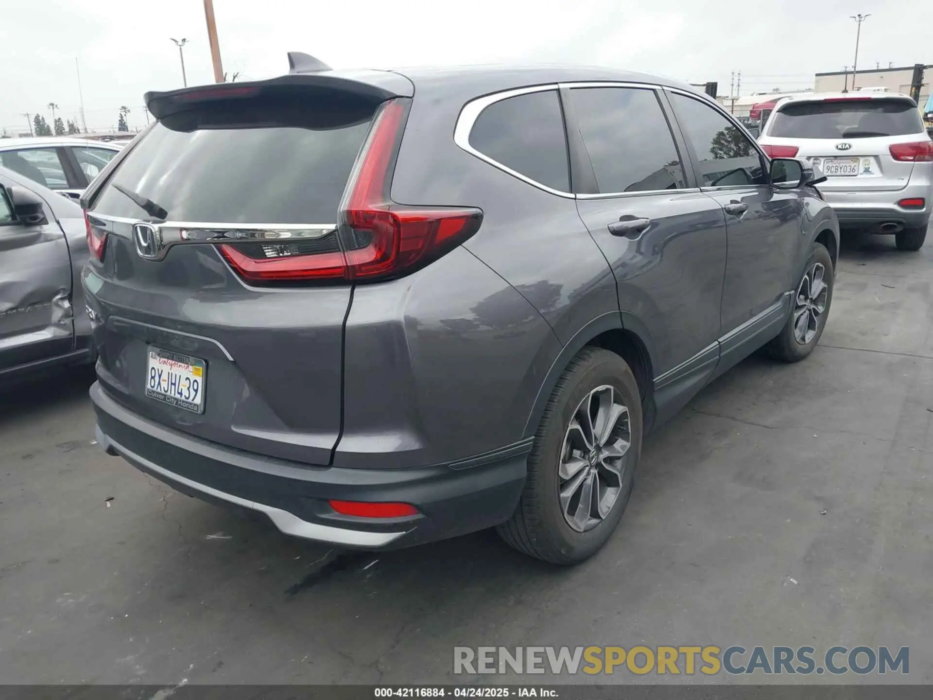 4 Photograph of a damaged car 2HKRW1H87MH425164 HONDA CR-V 2021