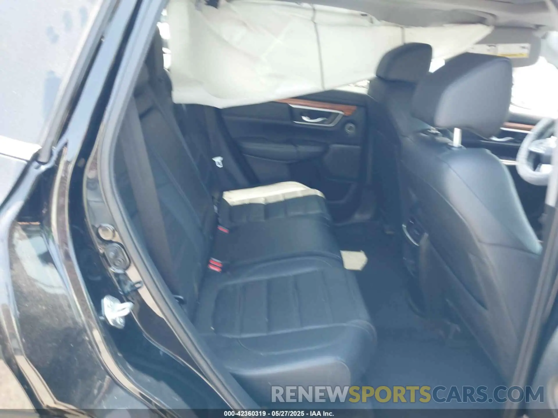 8 Photograph of a damaged car 2HKRW1H92MH409236 HONDA CR-V 2021