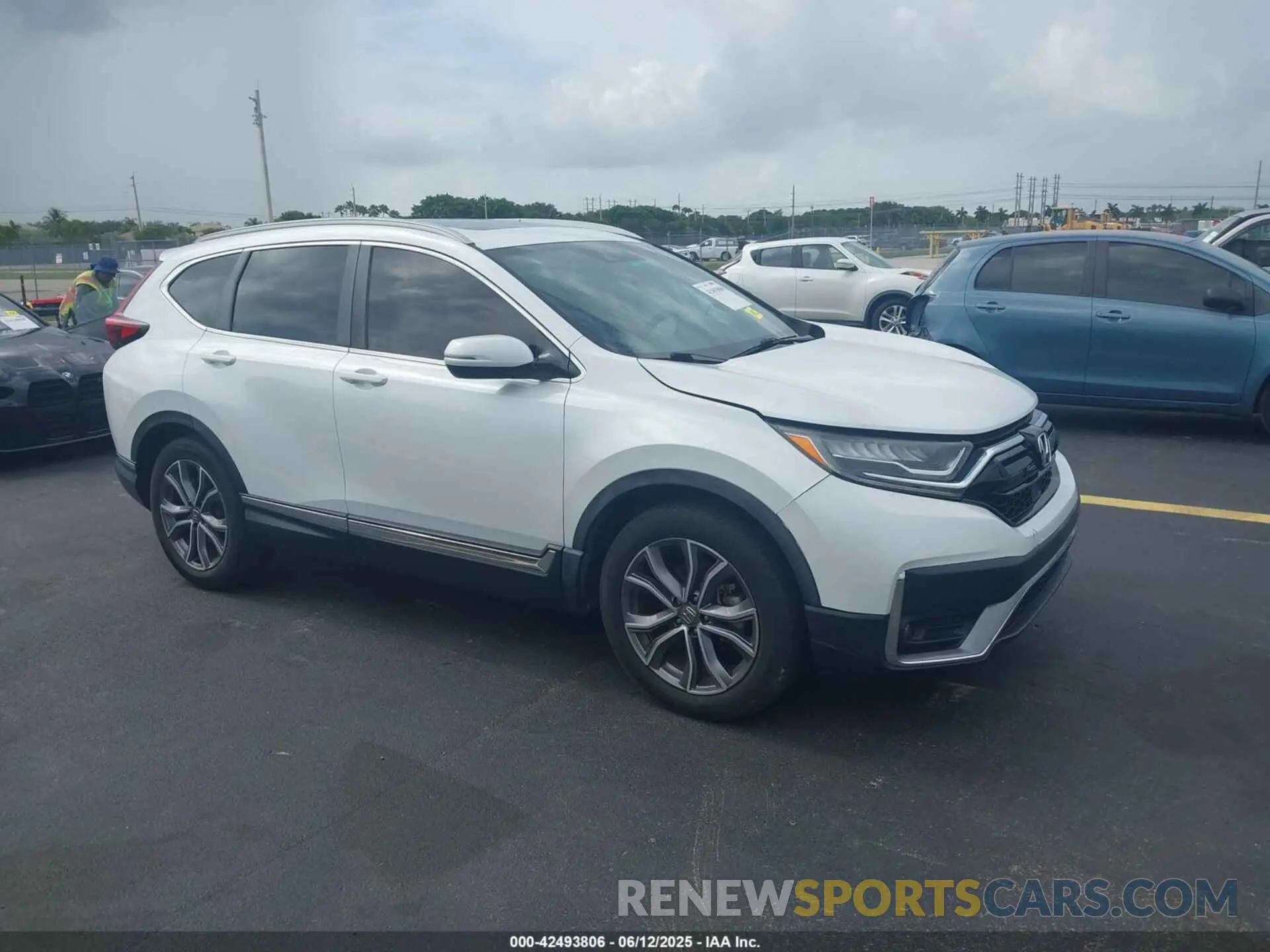 1 Photograph of a damaged car 2HKRW1H92MH410113 HONDA CR-V 2021