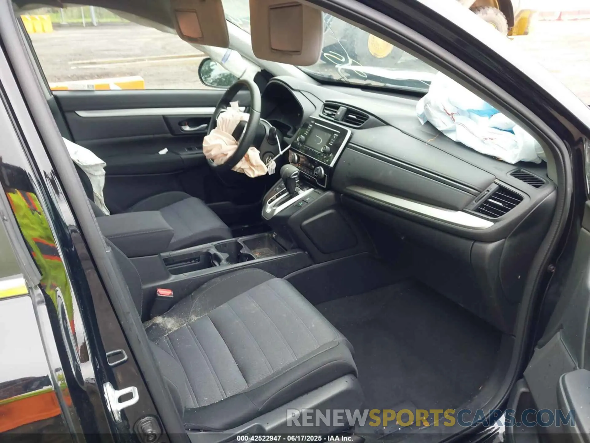 5 Photograph of a damaged car 2HKRW2H22MH653607 HONDA CR-V 2021