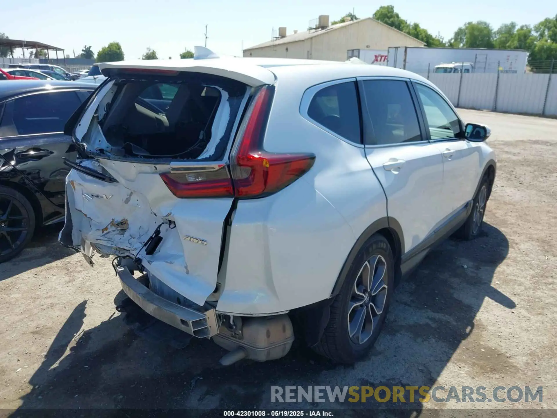 4 Photograph of a damaged car 2HKRW2H53MH649429 HONDA CR-V 2021