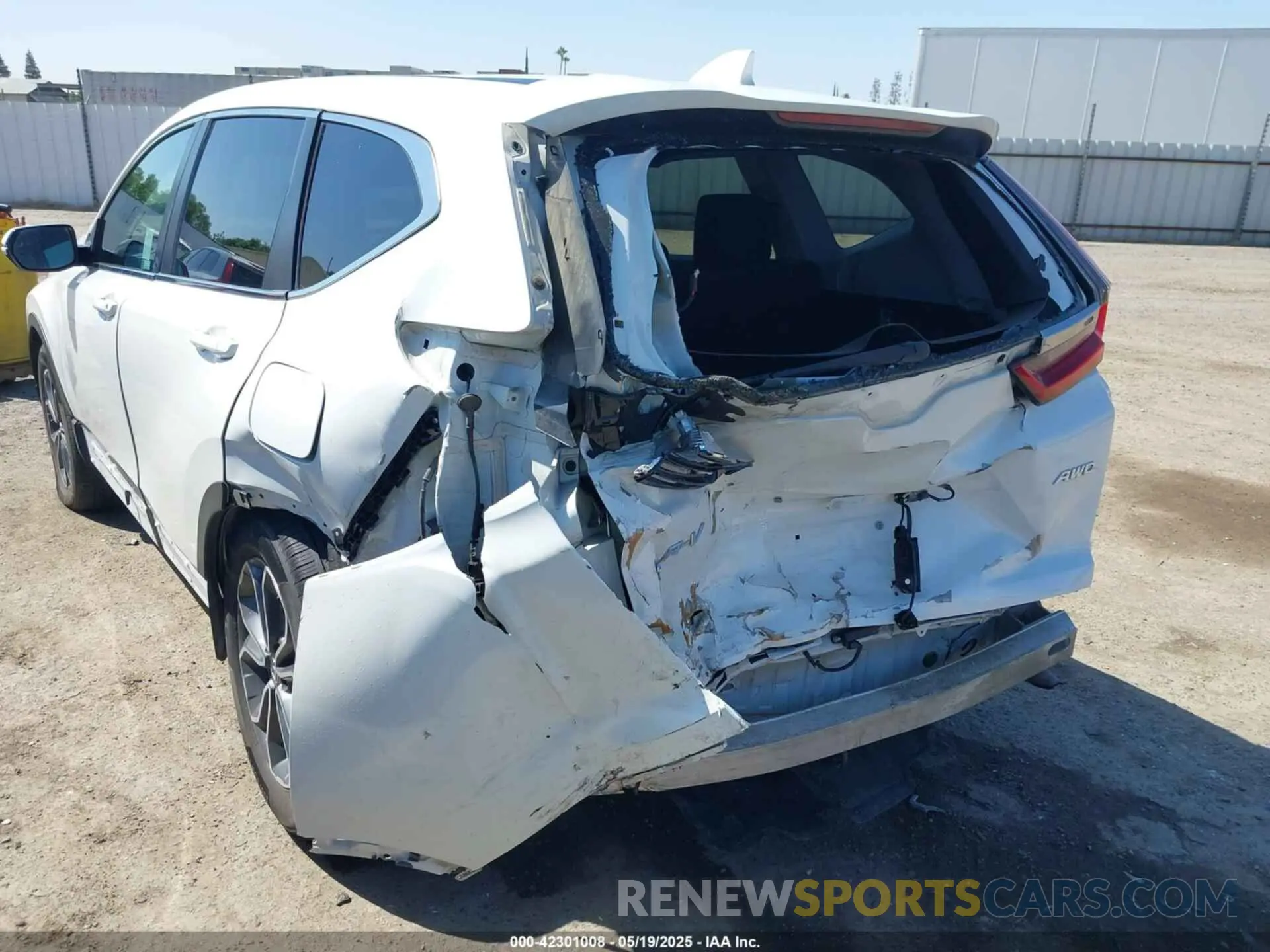 6 Photograph of a damaged car 2HKRW2H53MH649429 HONDA CR-V 2021