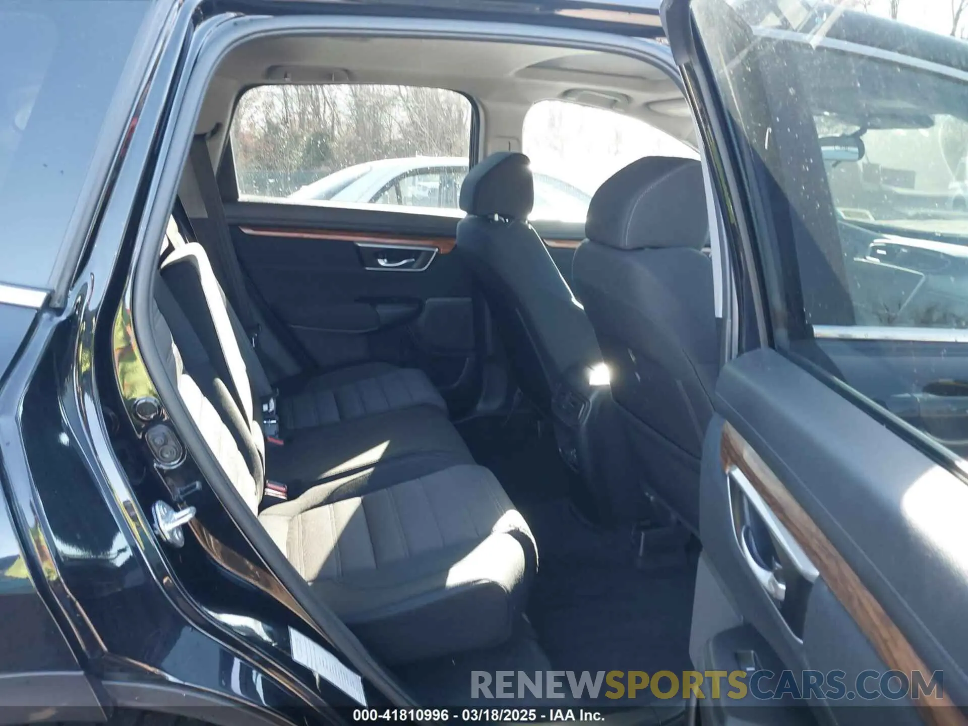 8 Photograph of a damaged car 2HKRW2H54MH638973 HONDA CR-V 2021