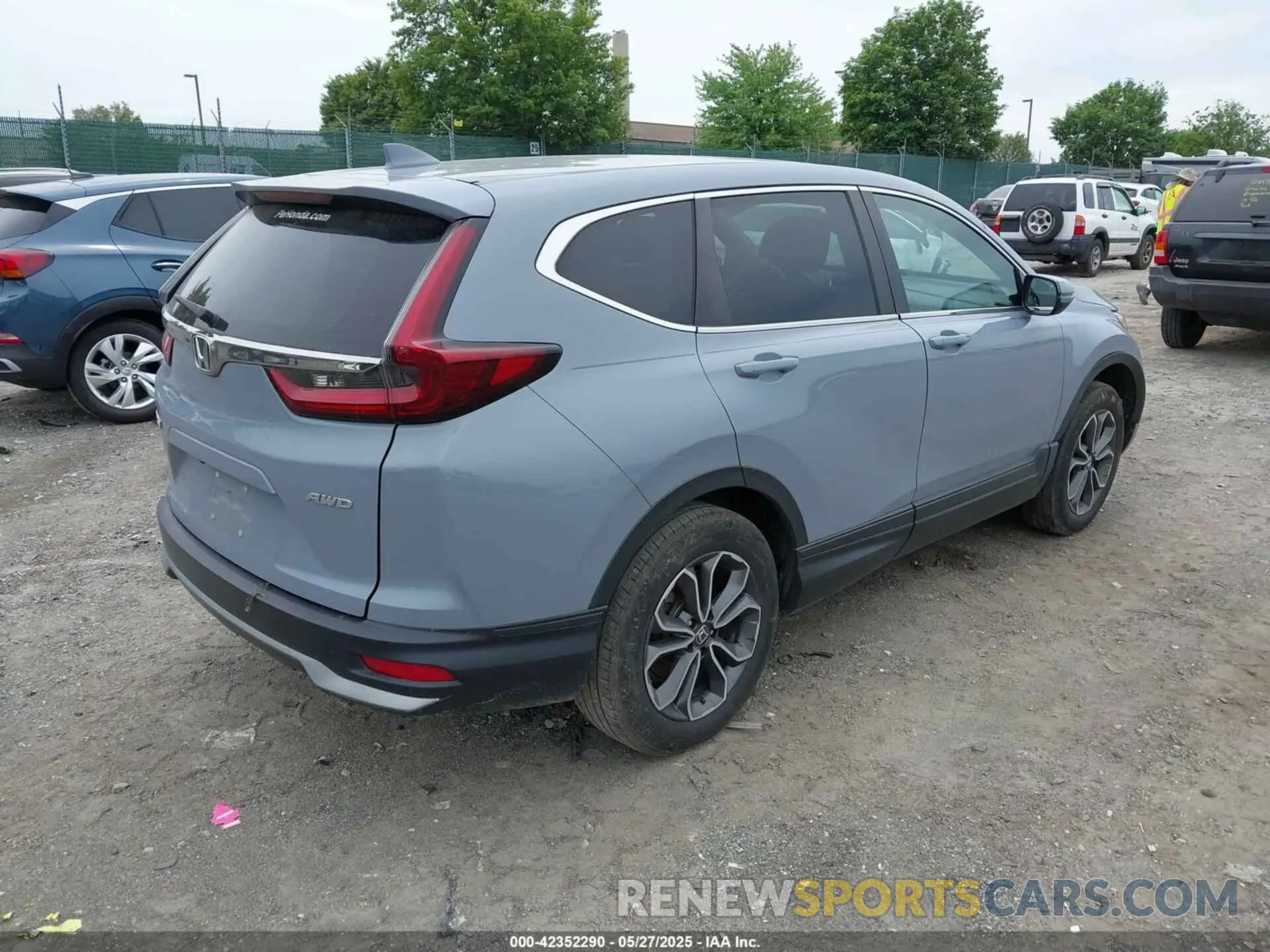 4 Photograph of a damaged car 2HKRW2H57MH647036 HONDA CR-V 2021