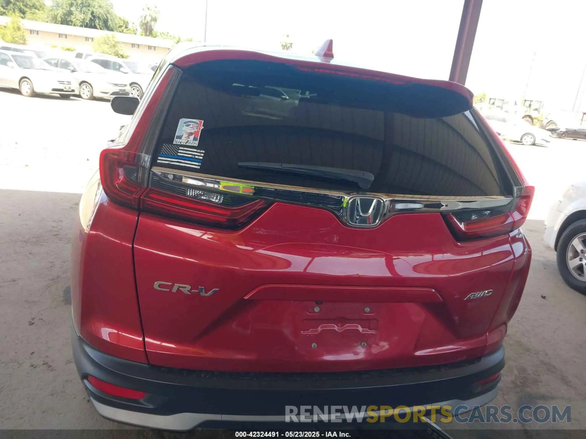 17 Photograph of a damaged car 2HKRW2H57MH661955 HONDA CR-V 2021
