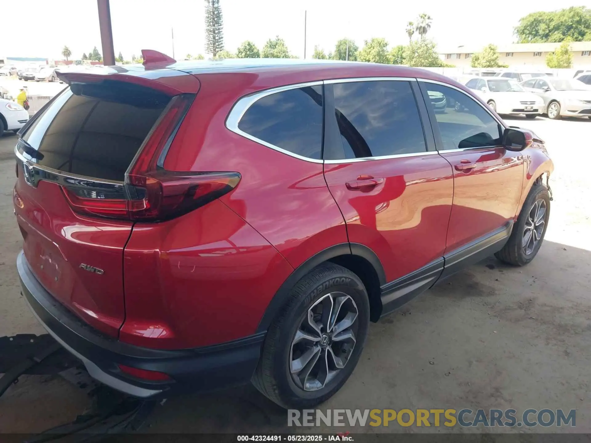 4 Photograph of a damaged car 2HKRW2H57MH661955 HONDA CR-V 2021