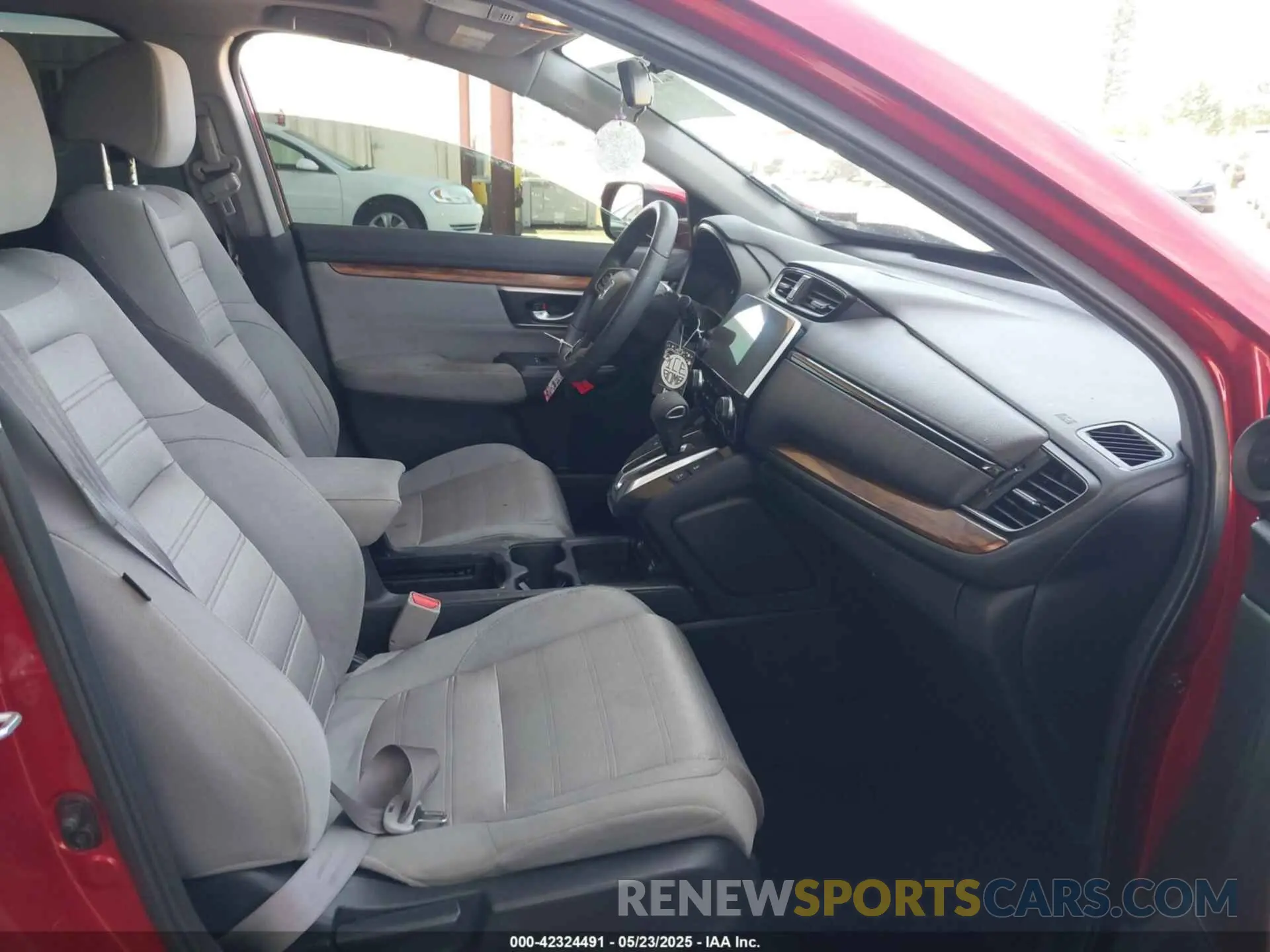 5 Photograph of a damaged car 2HKRW2H57MH661955 HONDA CR-V 2021