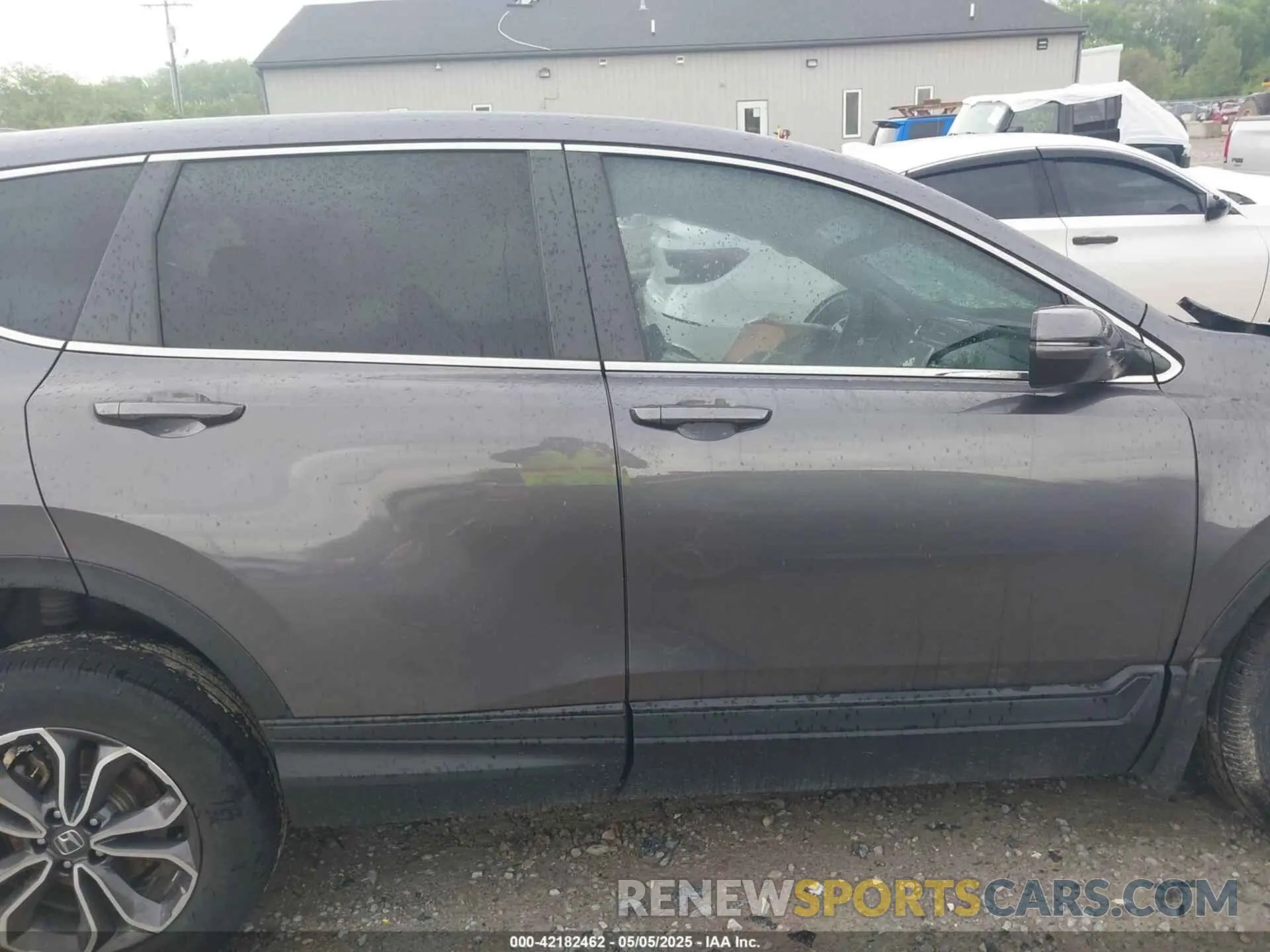 14 Photograph of a damaged car 2HKRW2H59MH674125 HONDA CR-V 2021