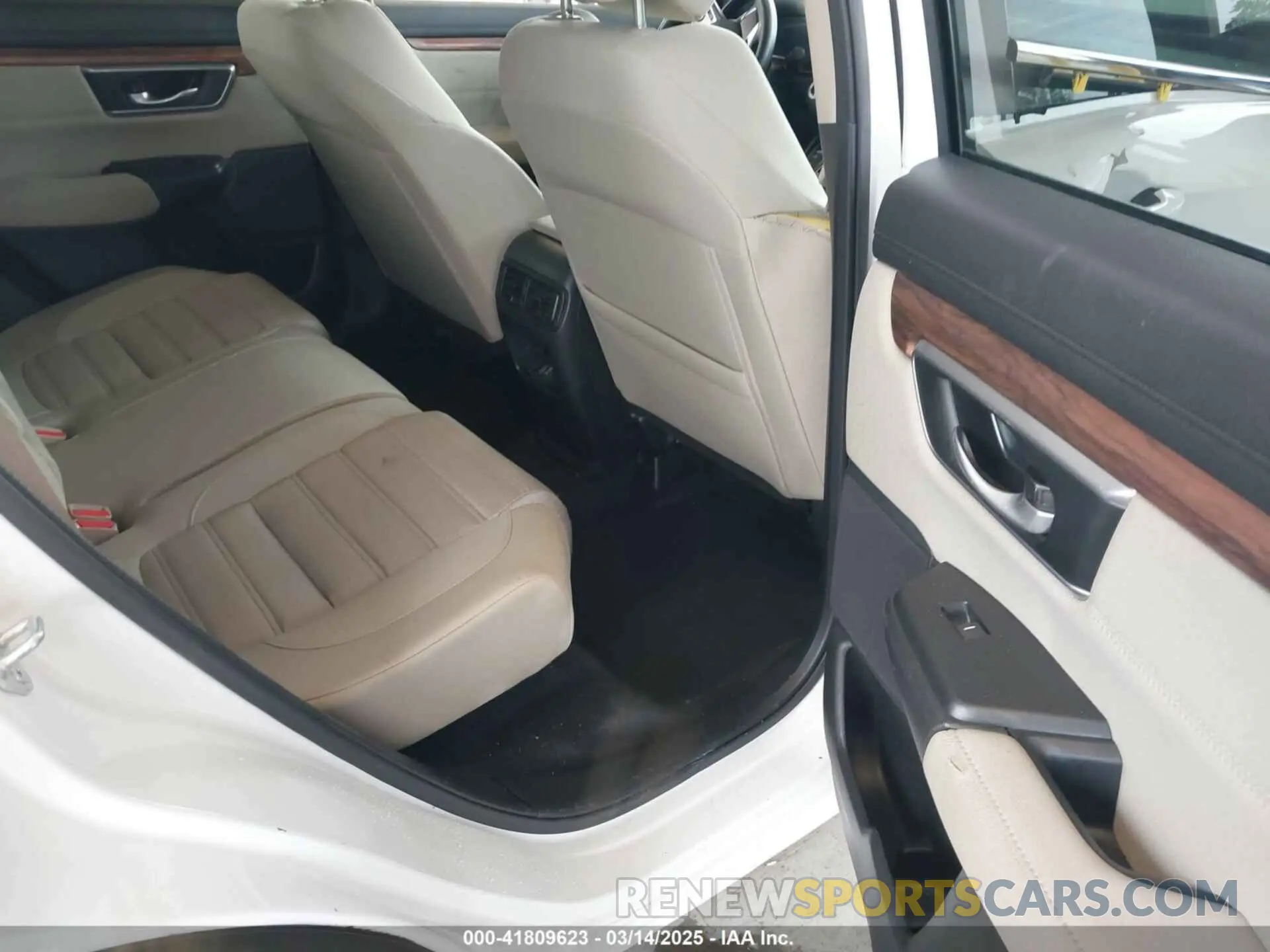 8 Photograph of a damaged car 2HKRW2H5XMH650917 HONDA CR-V 2021