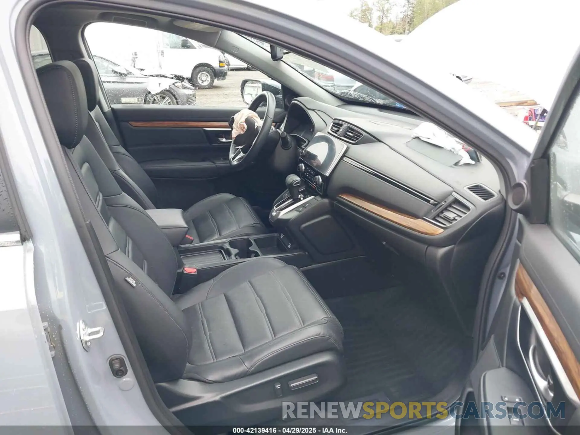 5 Photograph of a damaged car 2HKRW2H81MH646331 HONDA CR-V 2021