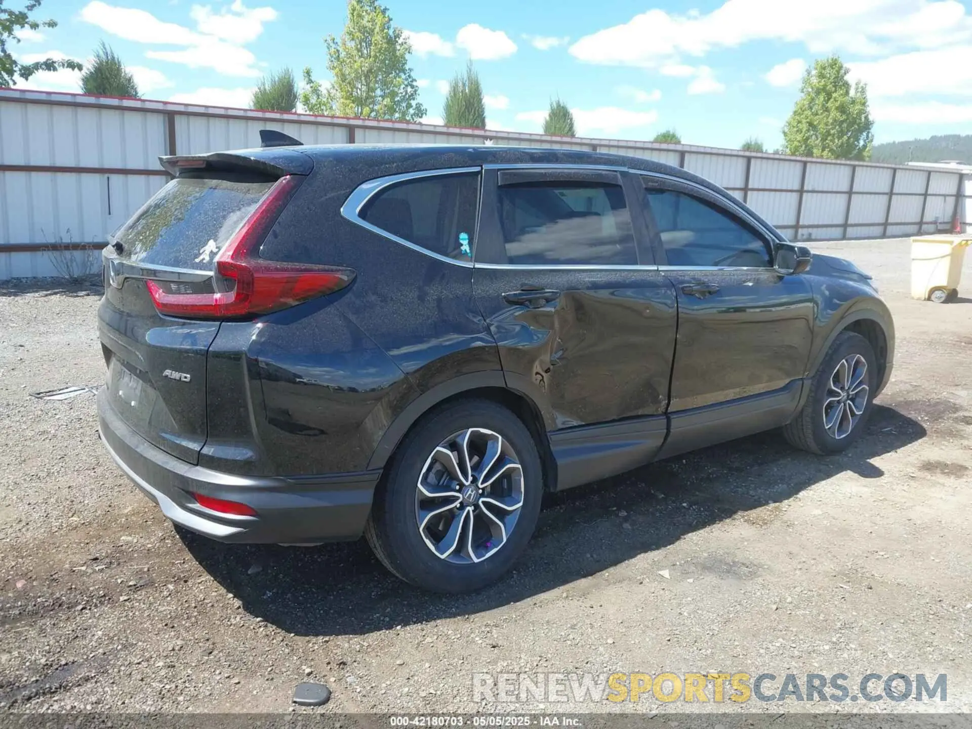 4 Photograph of a damaged car 2HKRW2H82MH637556 HONDA CR-V 2021