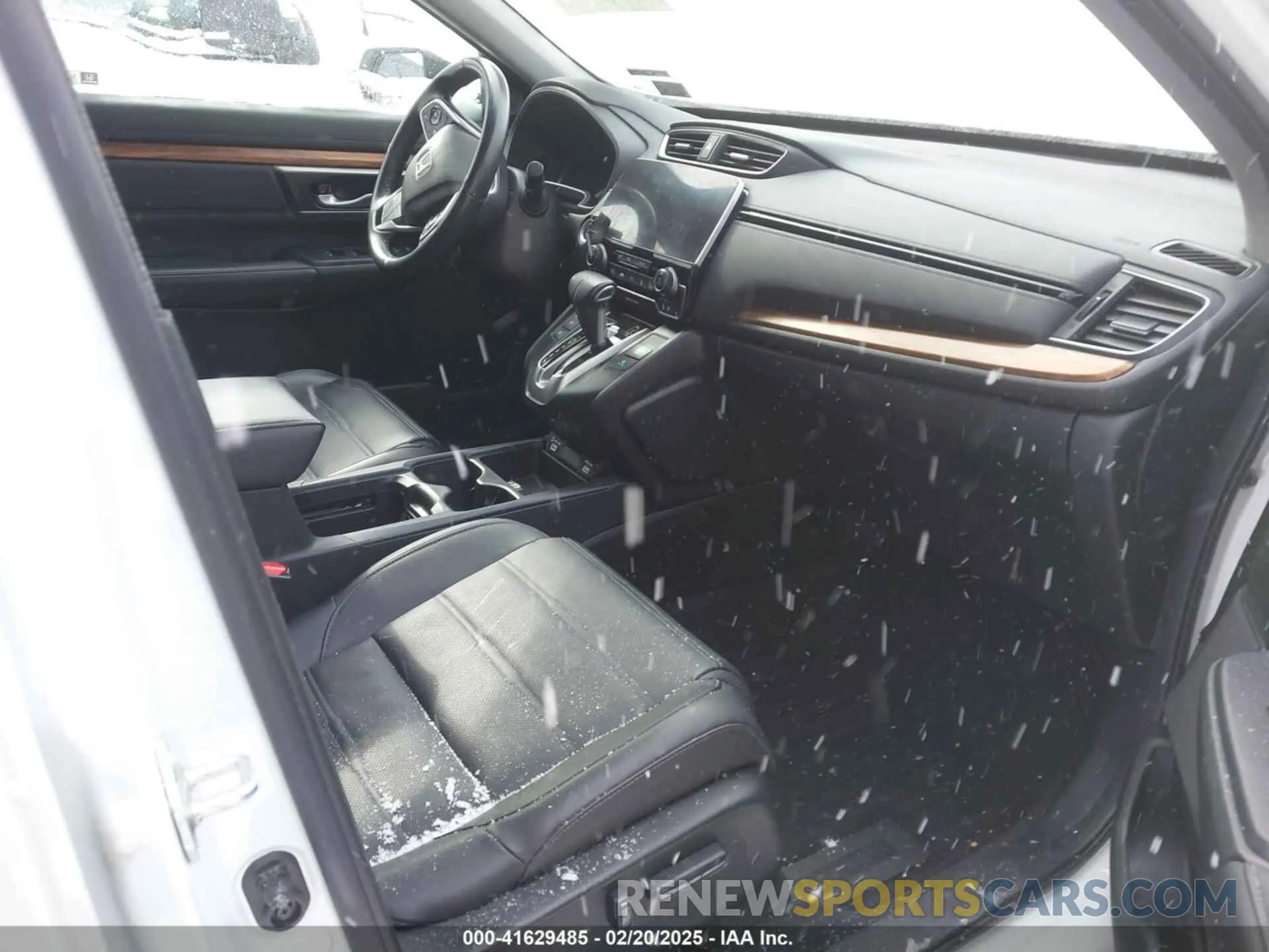 5 Photograph of a damaged car 2HKRW2H82MH677975 HONDA CR-V 2021