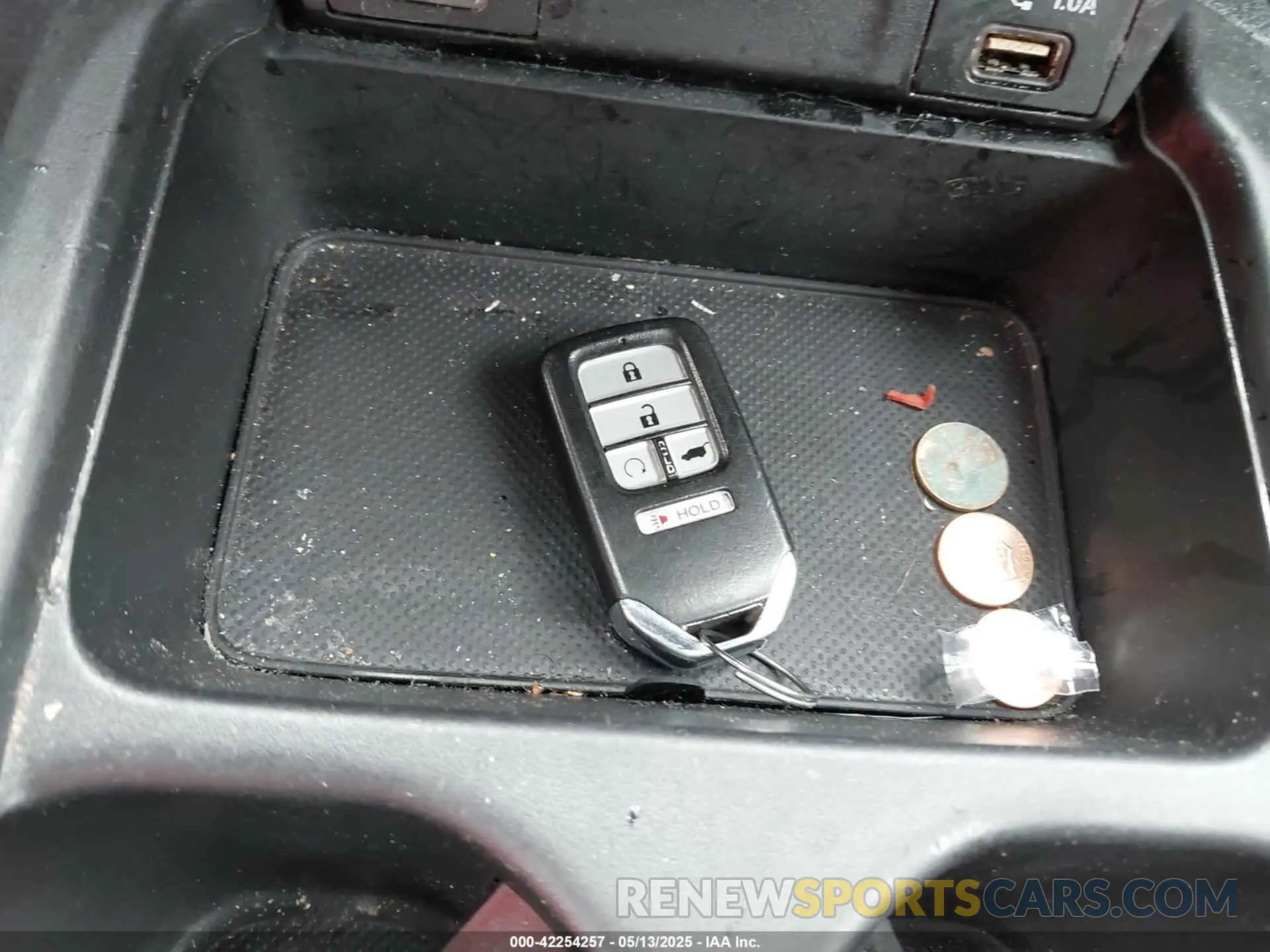 11 Photograph of a damaged car 2HKRW2H83MH607305 HONDA CR-V 2021