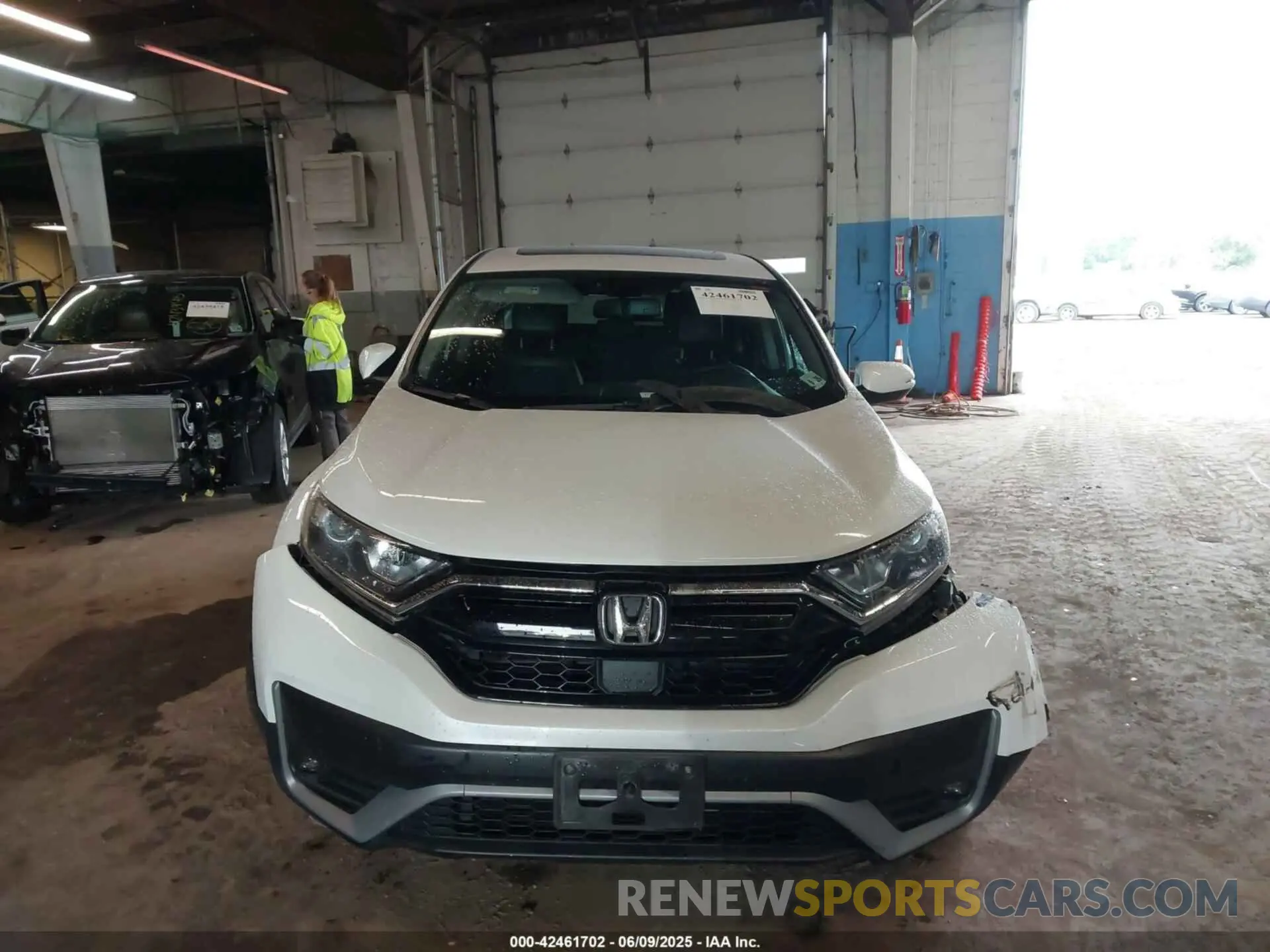 12 Photograph of a damaged car 2HKRW2H84MH676293 HONDA CR-V 2021
