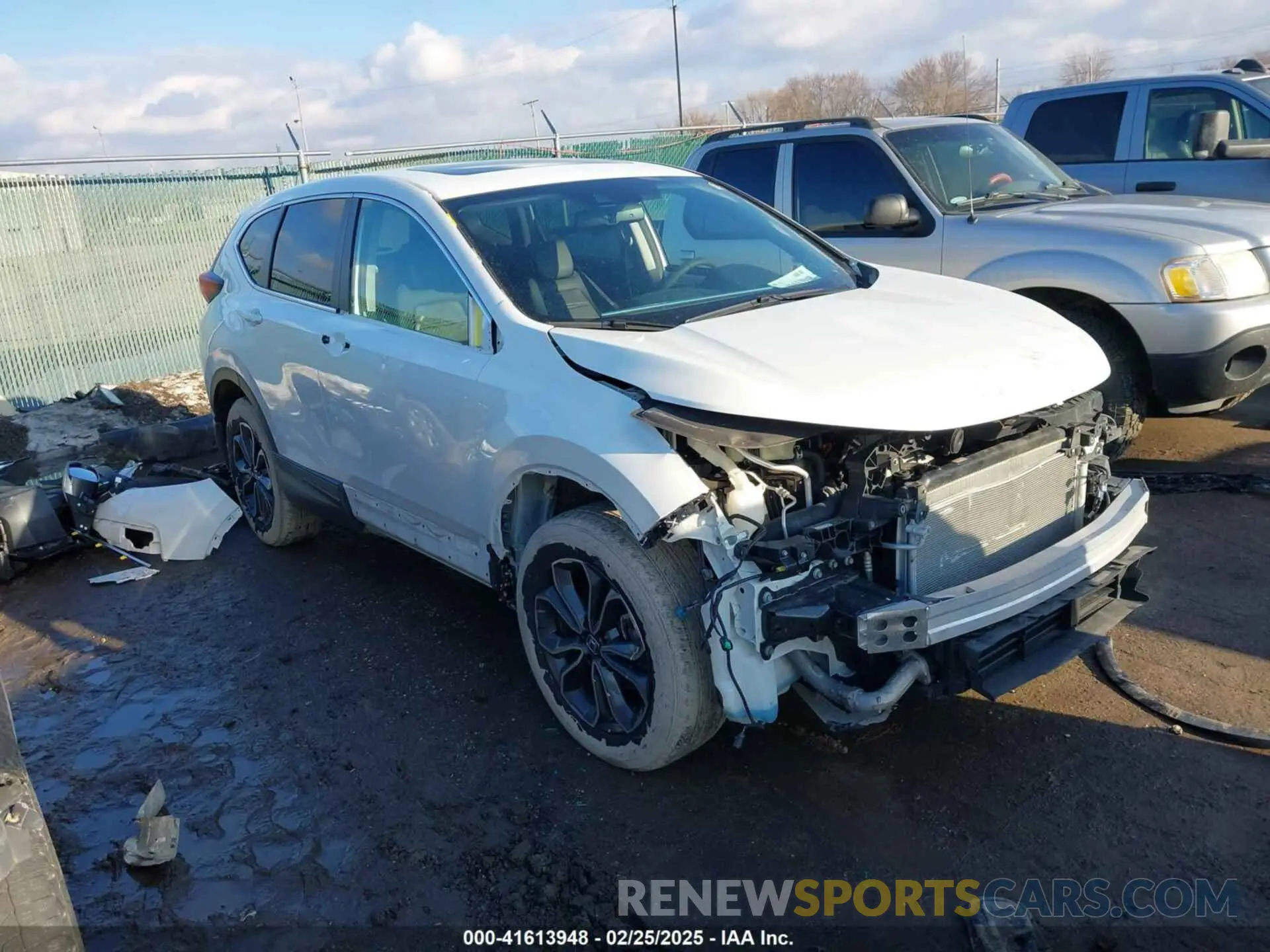 1 Photograph of a damaged car 2HKRW2H84MH679808 HONDA CR-V 2021