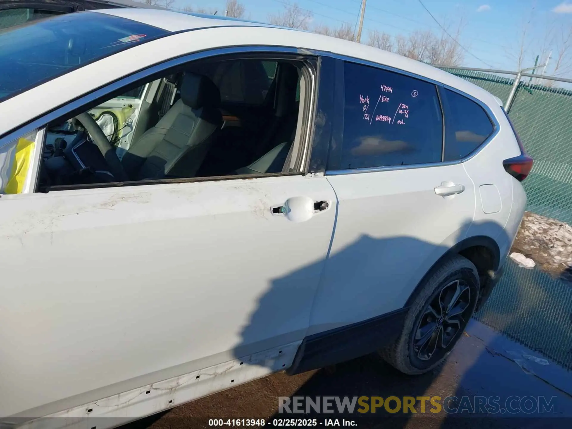 15 Photograph of a damaged car 2HKRW2H84MH679808 HONDA CR-V 2021
