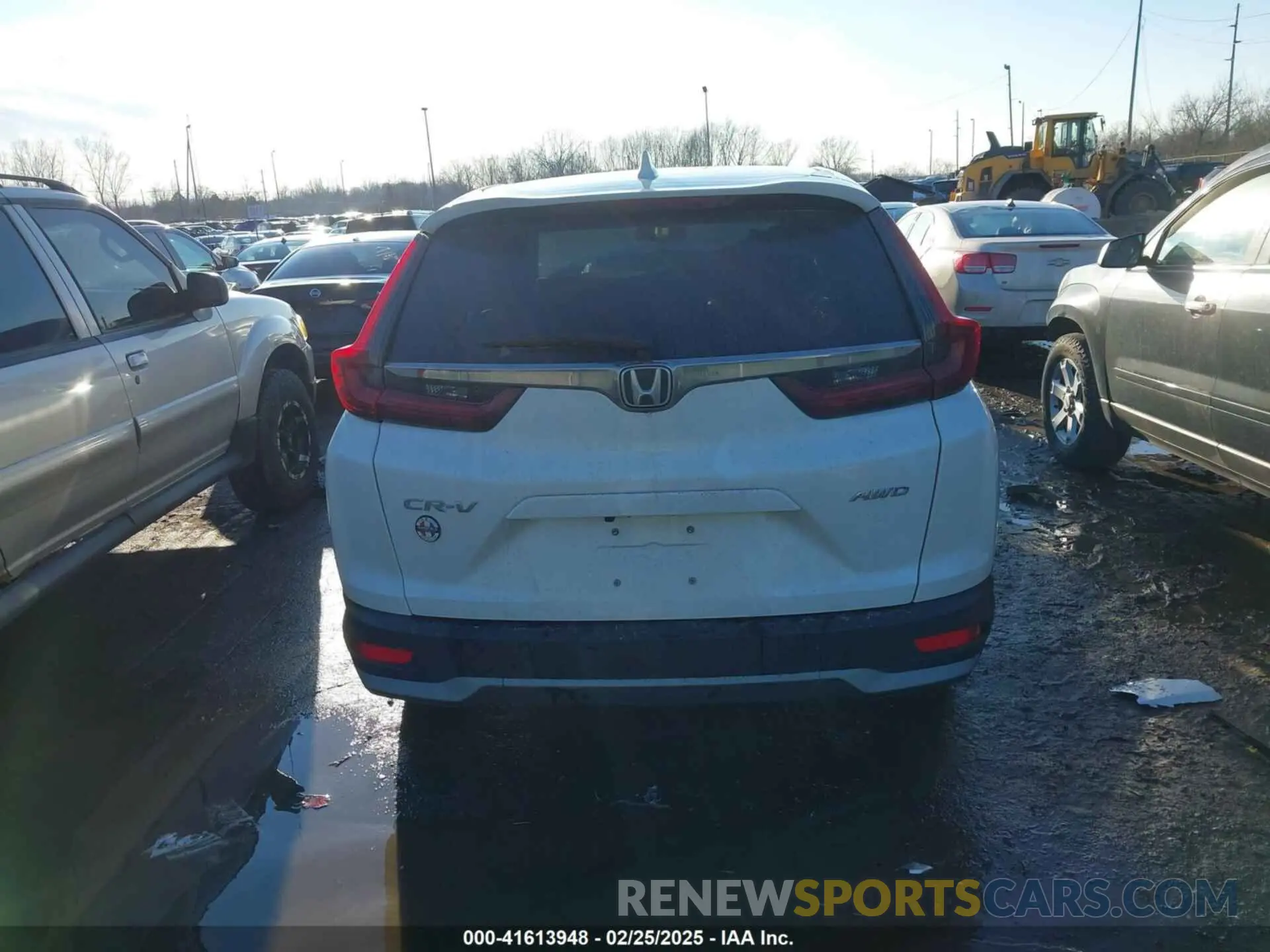 17 Photograph of a damaged car 2HKRW2H84MH679808 HONDA CR-V 2021