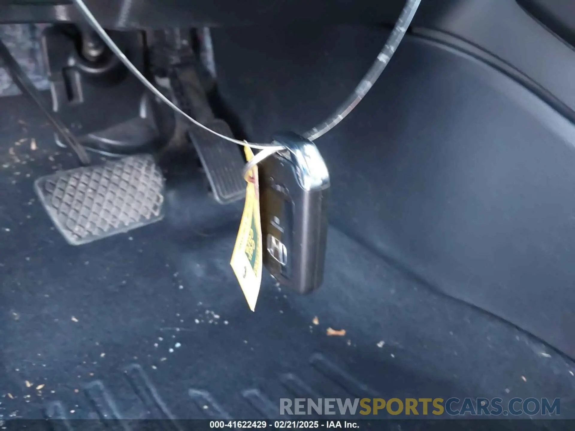 11 Photograph of a damaged car 2HKRW2H84MH683616 HONDA CR-V 2021