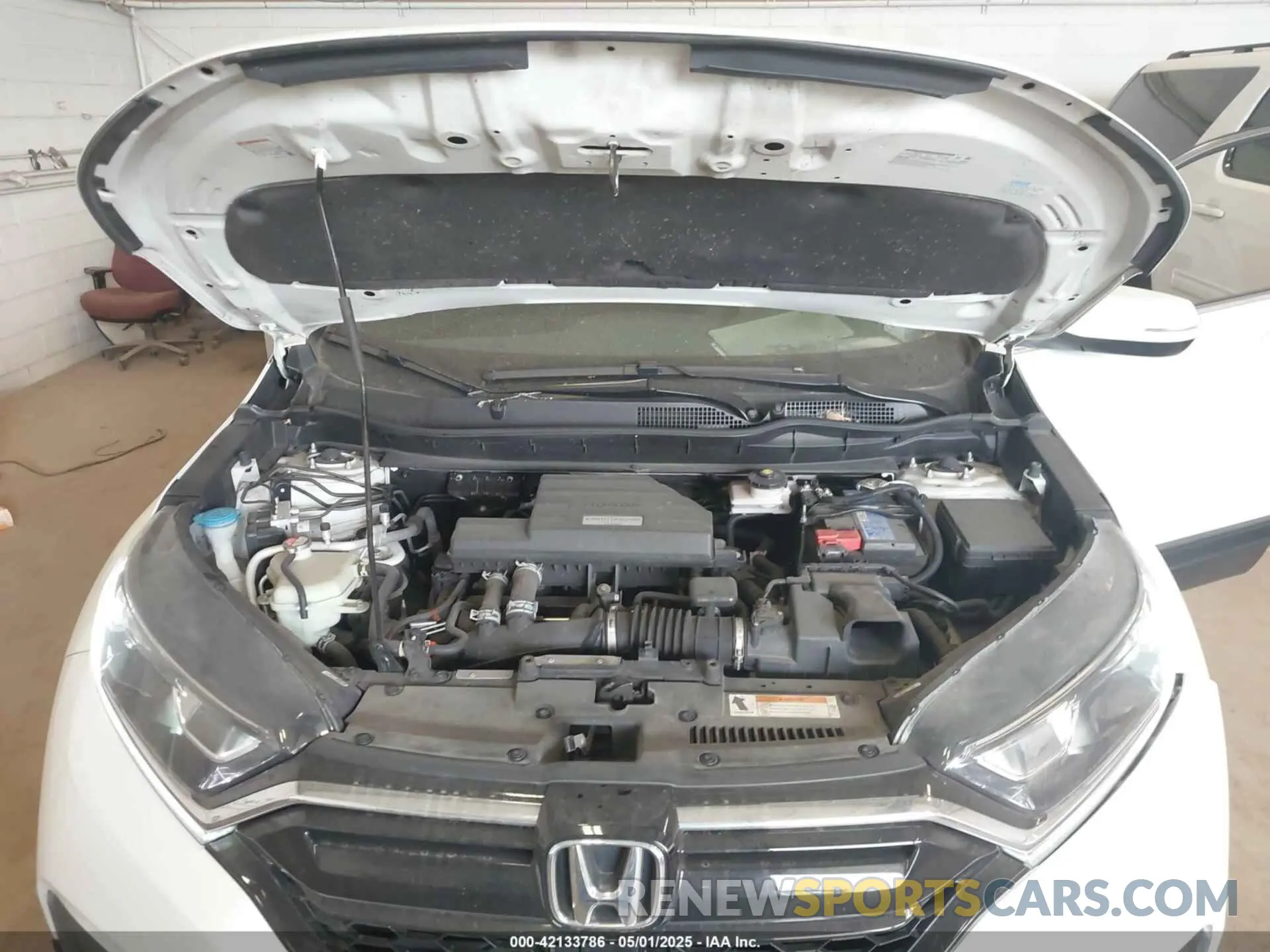 10 Photograph of a damaged car 2HKRW2H85MH620282 HONDA CR-V 2021
