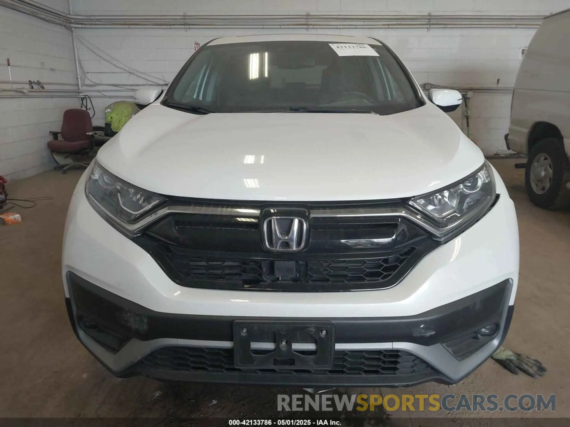 12 Photograph of a damaged car 2HKRW2H85MH620282 HONDA CR-V 2021