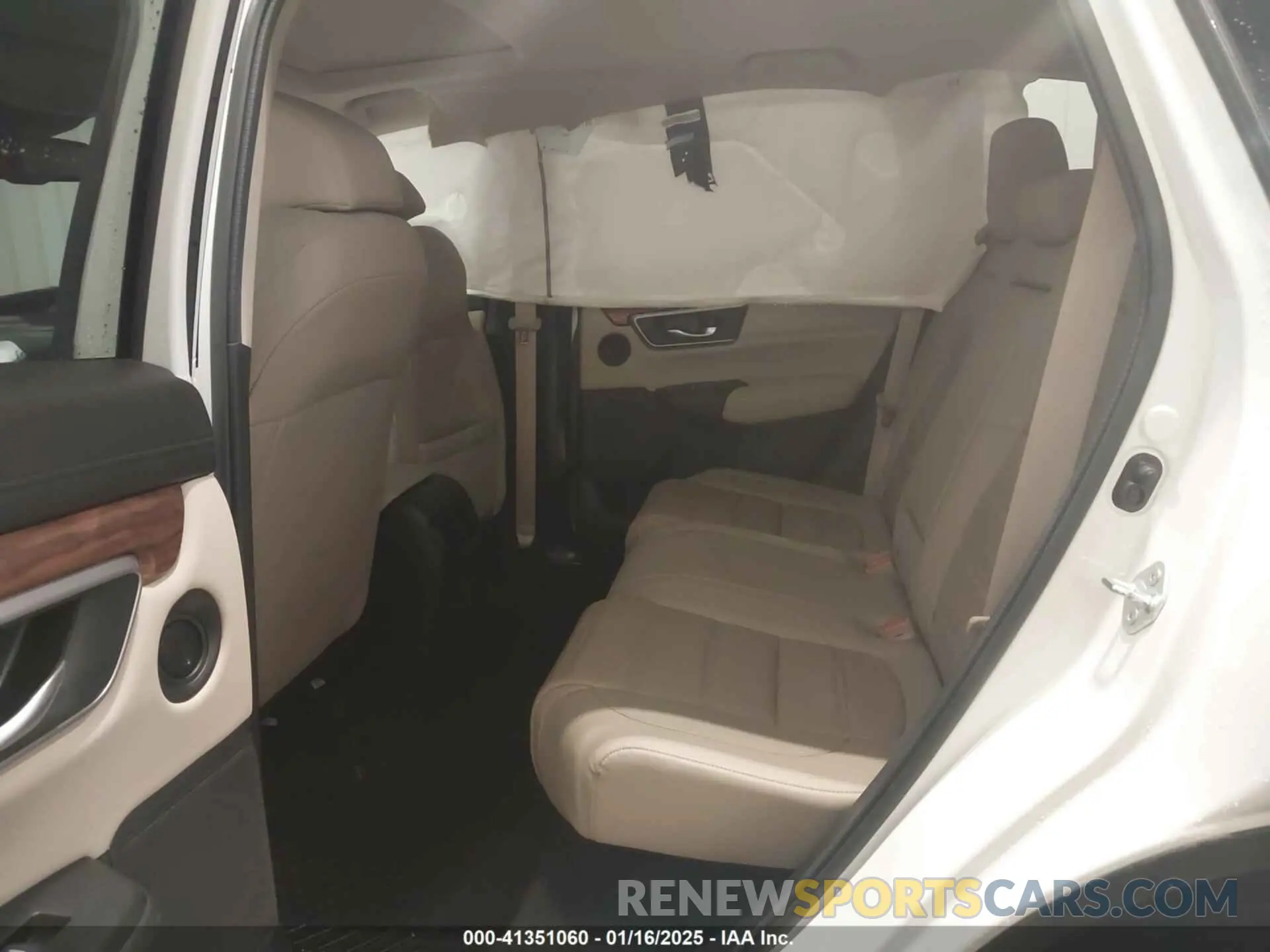 8 Photograph of a damaged car 2HKRW2H87MH602415 HONDA CR-V 2021