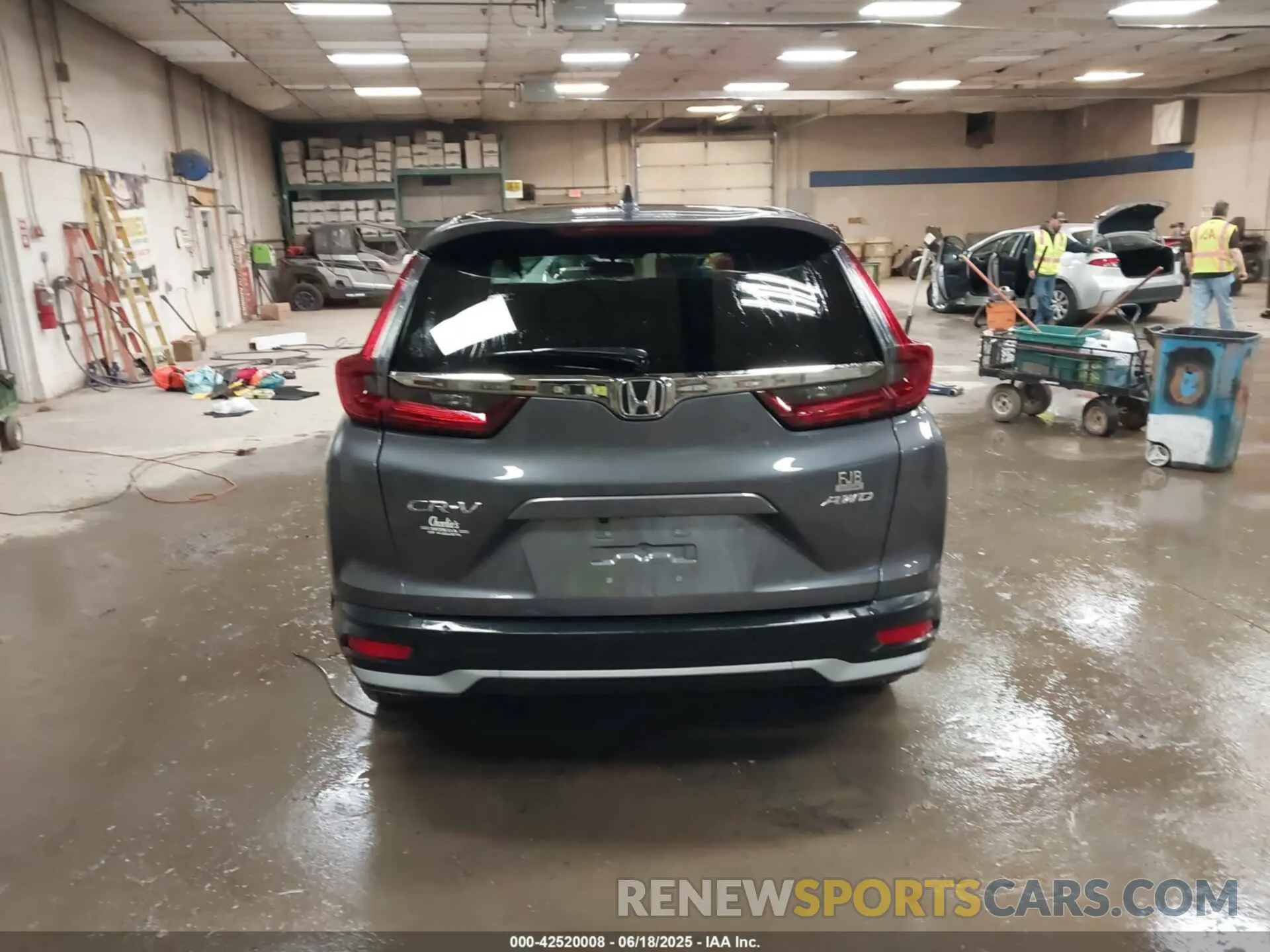 16 Photograph of a damaged car 2HKRW2H87MH648746 HONDA CR-V 2021