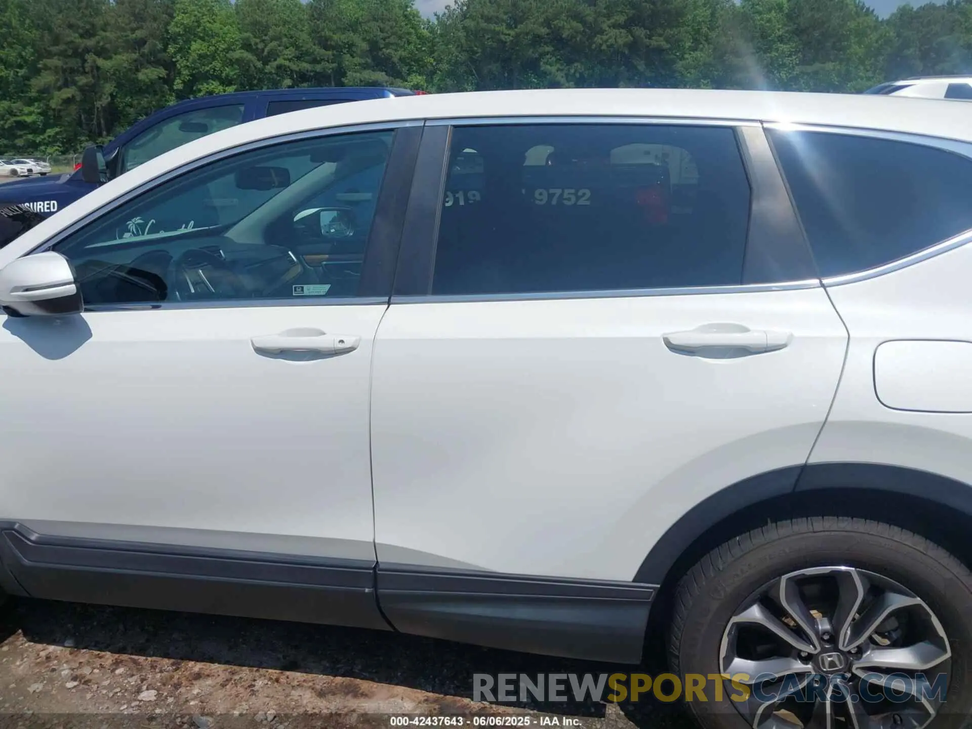 15 Photograph of a damaged car 2HKRW2H89MH605381 HONDA CR-V 2021
