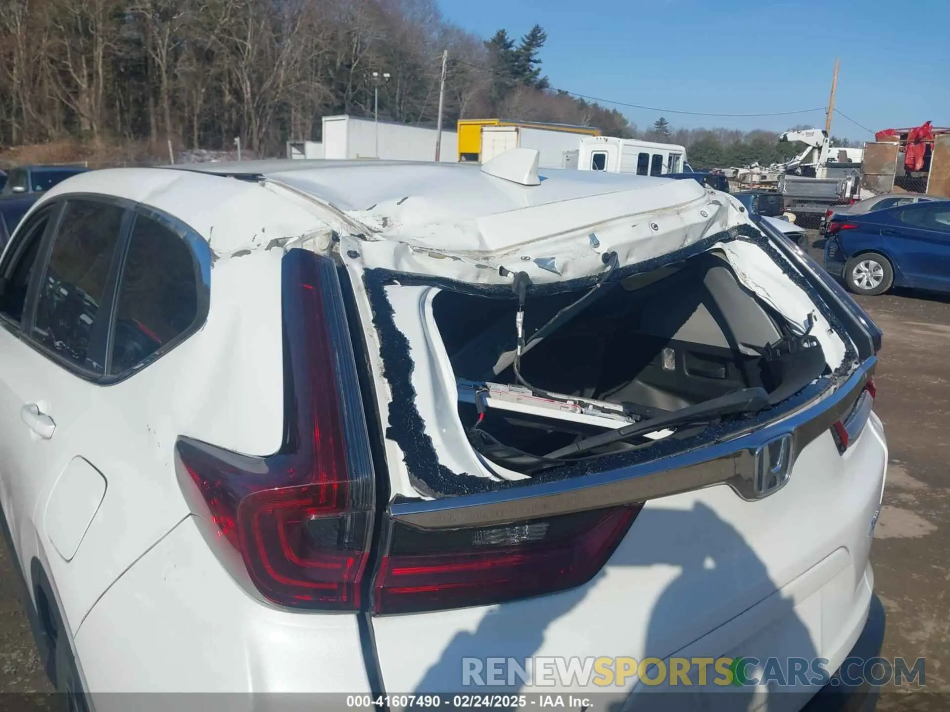 6 Photograph of a damaged car 2HKRW2H89MH615943 HONDA CR-V 2021
