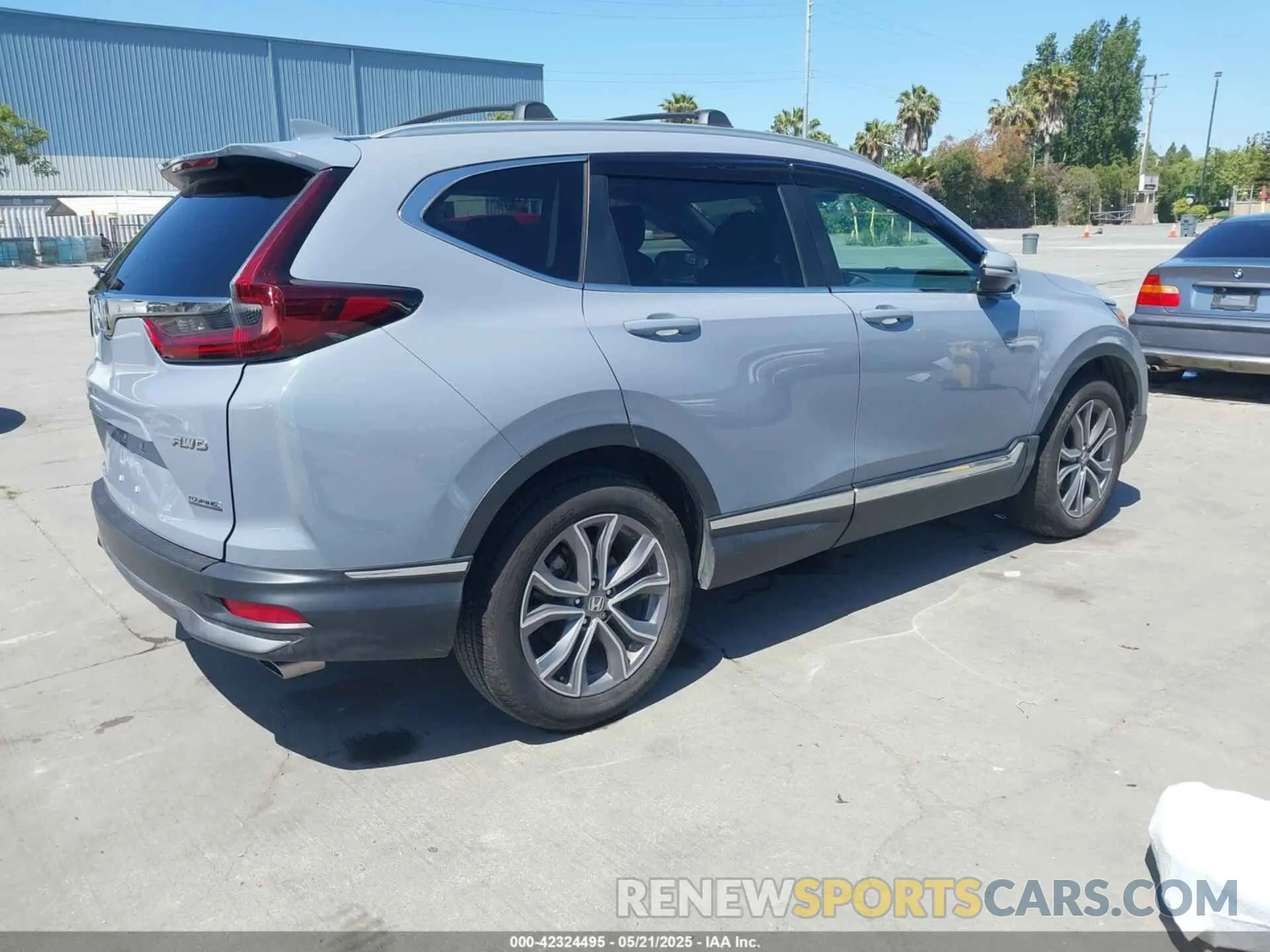 4 Photograph of a damaged car 2HKRW2H92MH666189 HONDA CR-V 2021