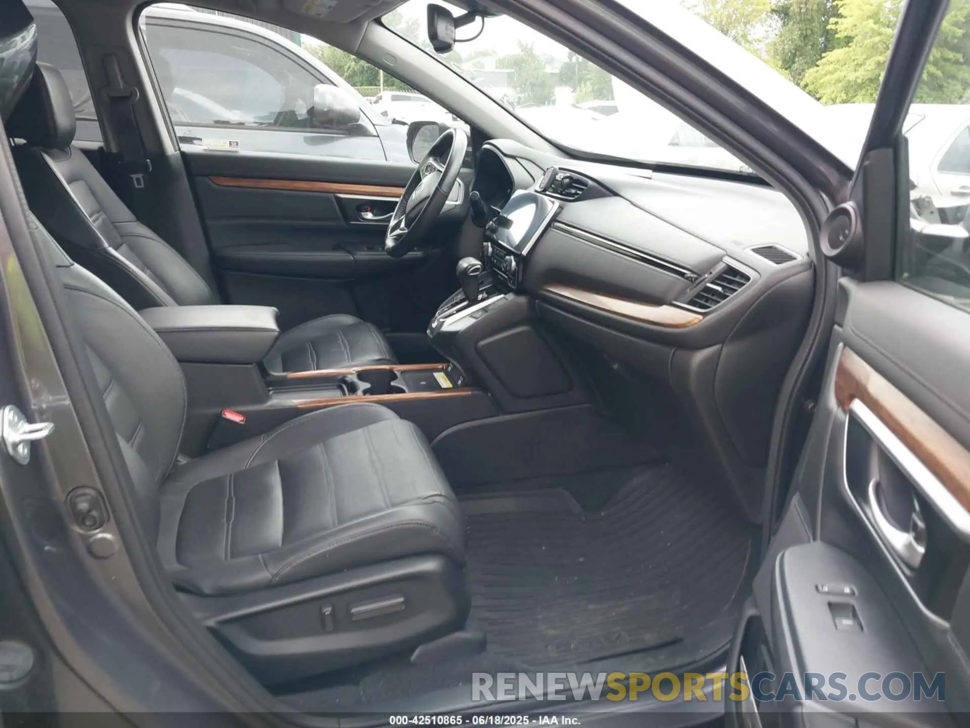 5 Photograph of a damaged car 2HKRW2H93MH679033 HONDA CR-V 2021