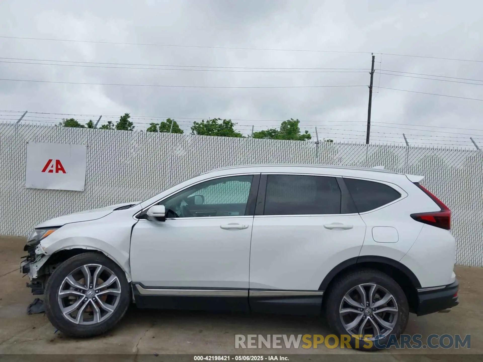 14 Photograph of a damaged car 2HKRW2H98MH669288 HONDA CR-V 2021