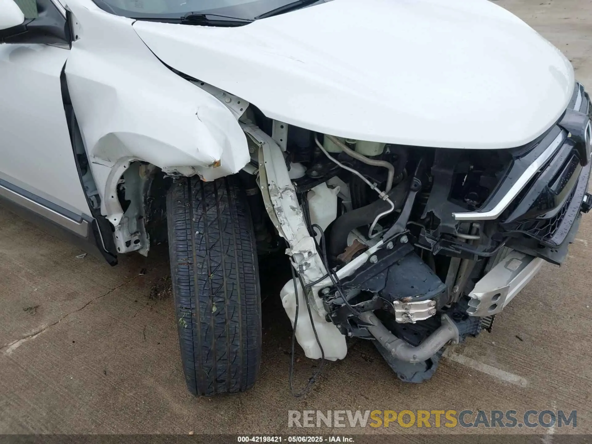 18 Photograph of a damaged car 2HKRW2H98MH669288 HONDA CR-V 2021