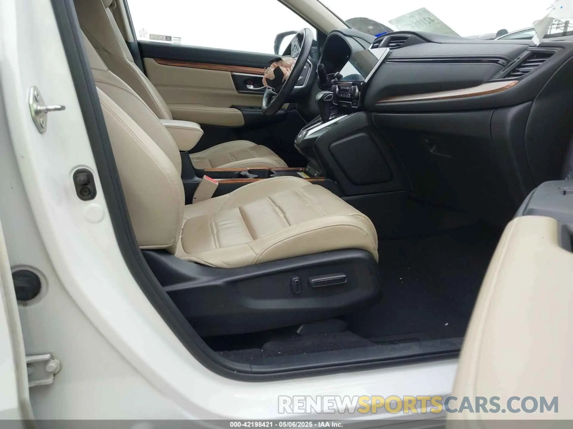 5 Photograph of a damaged car 2HKRW2H98MH669288 HONDA CR-V 2021
