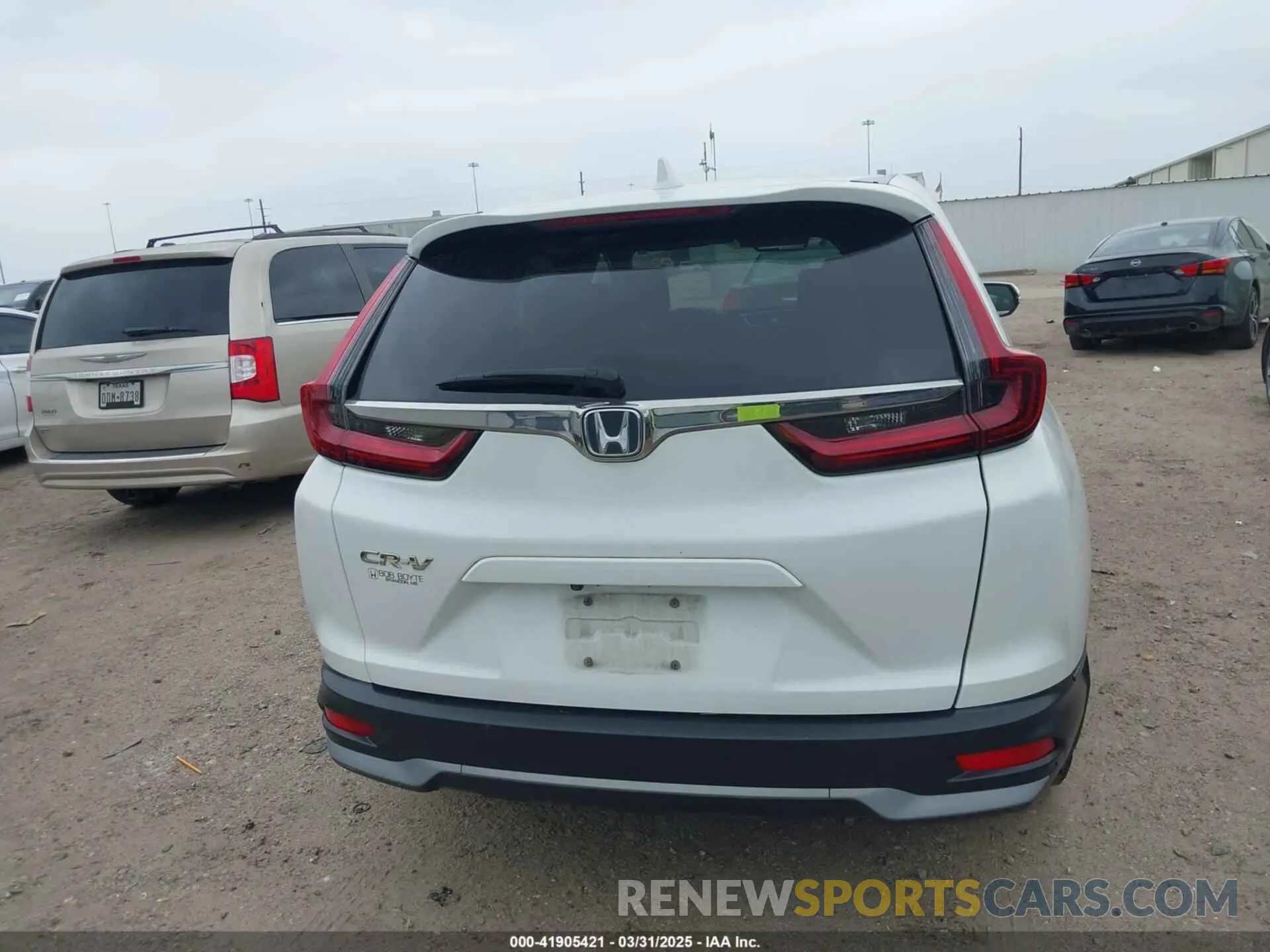 16 Photograph of a damaged car 5J6RW1H54MA005370 HONDA CR-V 2021