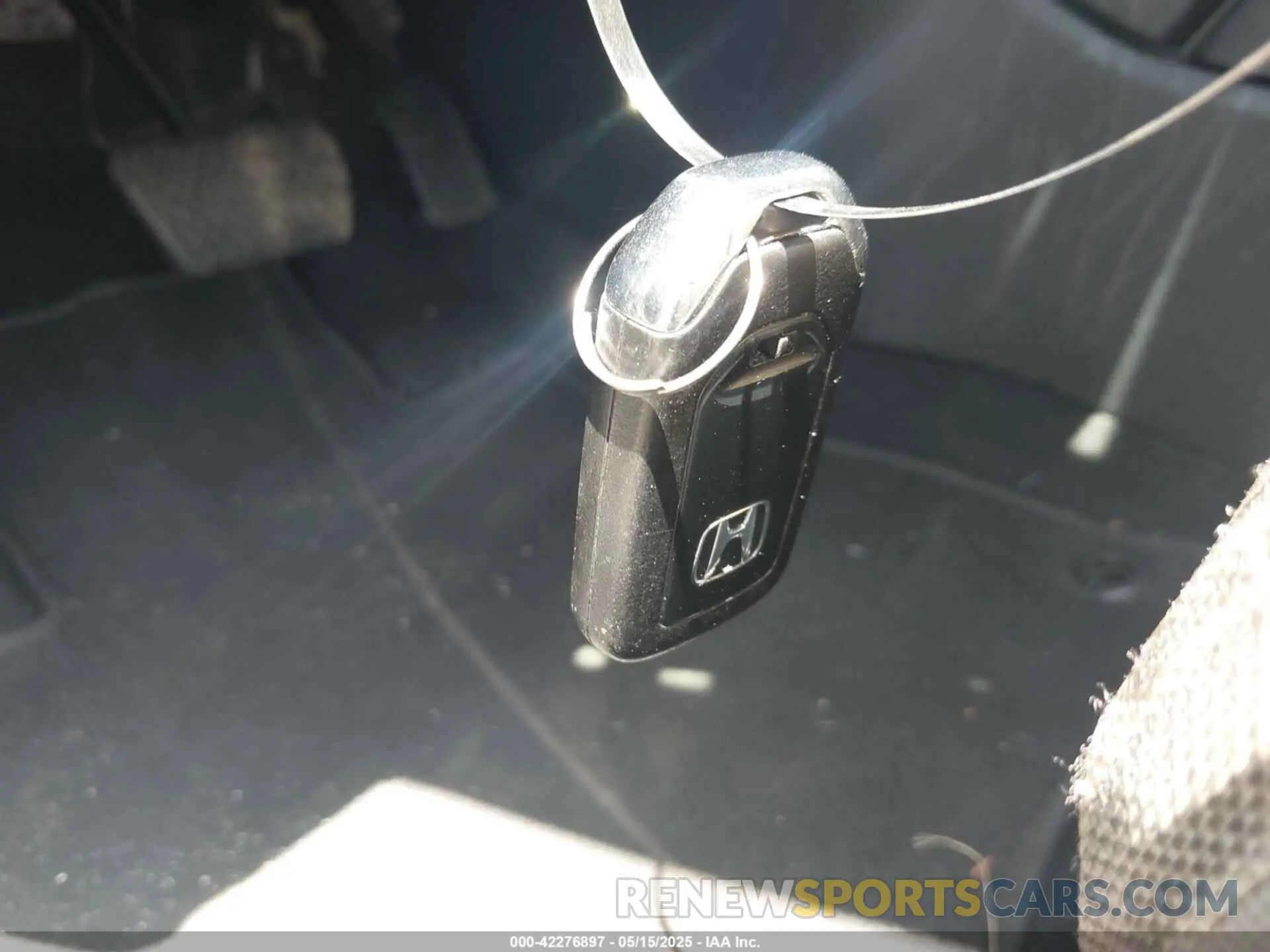 11 Photograph of a damaged car 5J6RW1H54MA013615 HONDA CR-V 2021