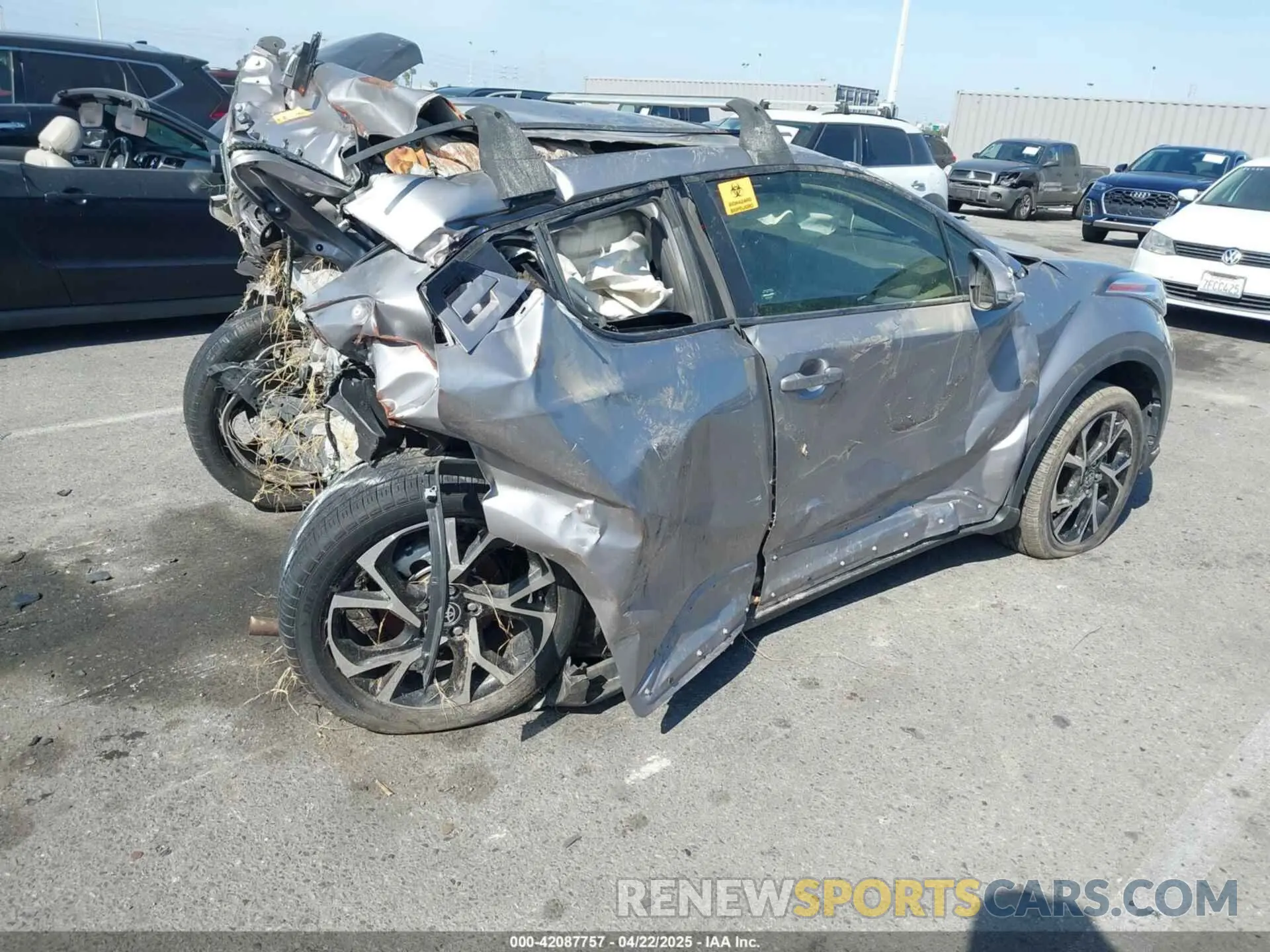 4 Photograph of a damaged car 5J6RW1H55MA011324 HONDA CR-V 2021