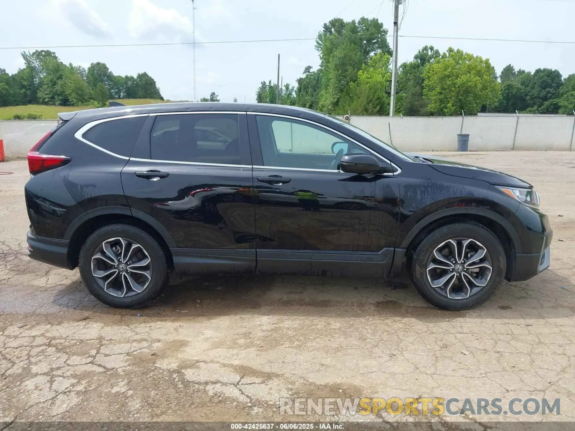13 Photograph of a damaged car 5J6RW1H55ML007603 HONDA CR-V 2021