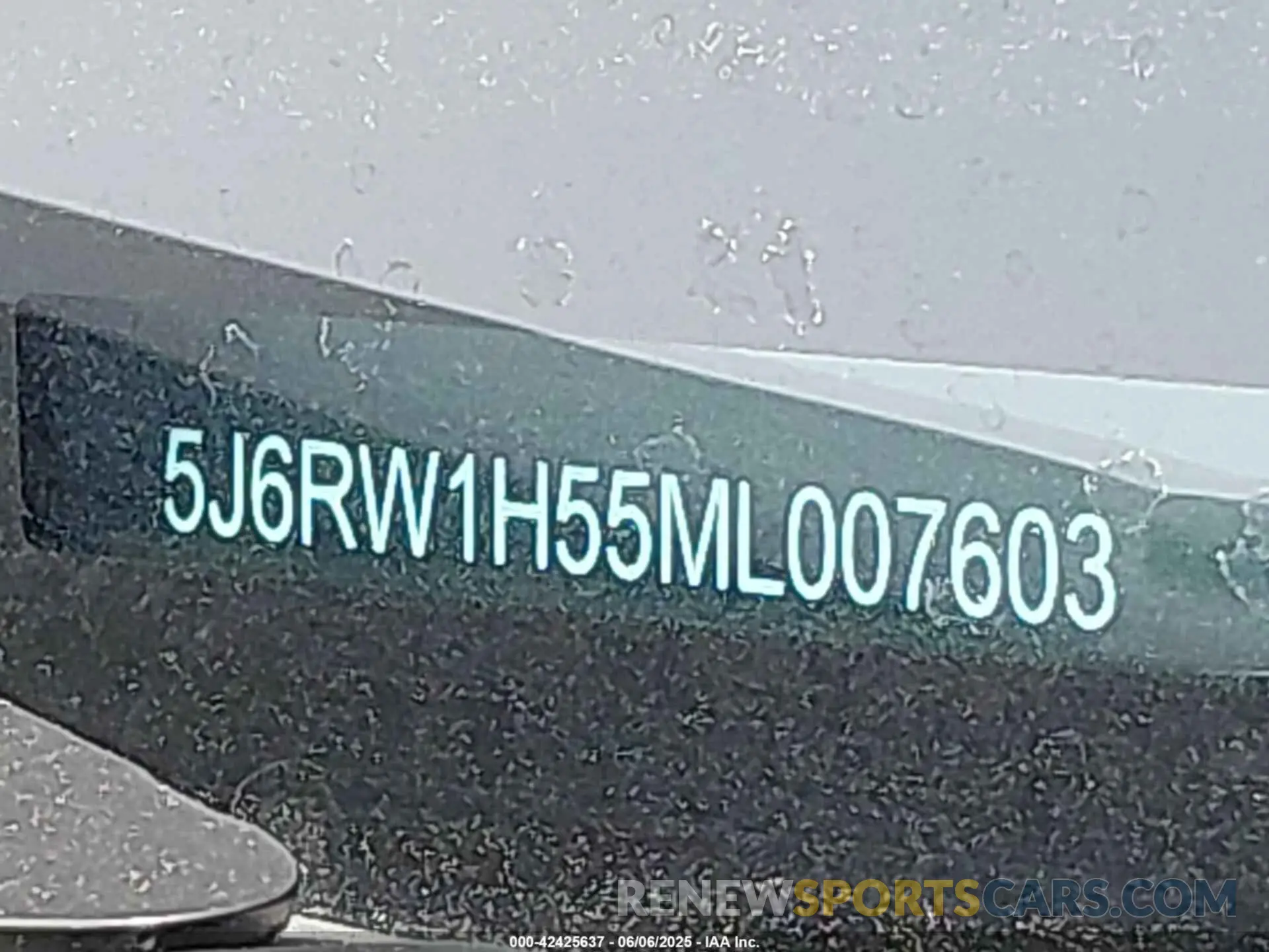 9 Photograph of a damaged car 5J6RW1H55ML007603 HONDA CR-V 2021