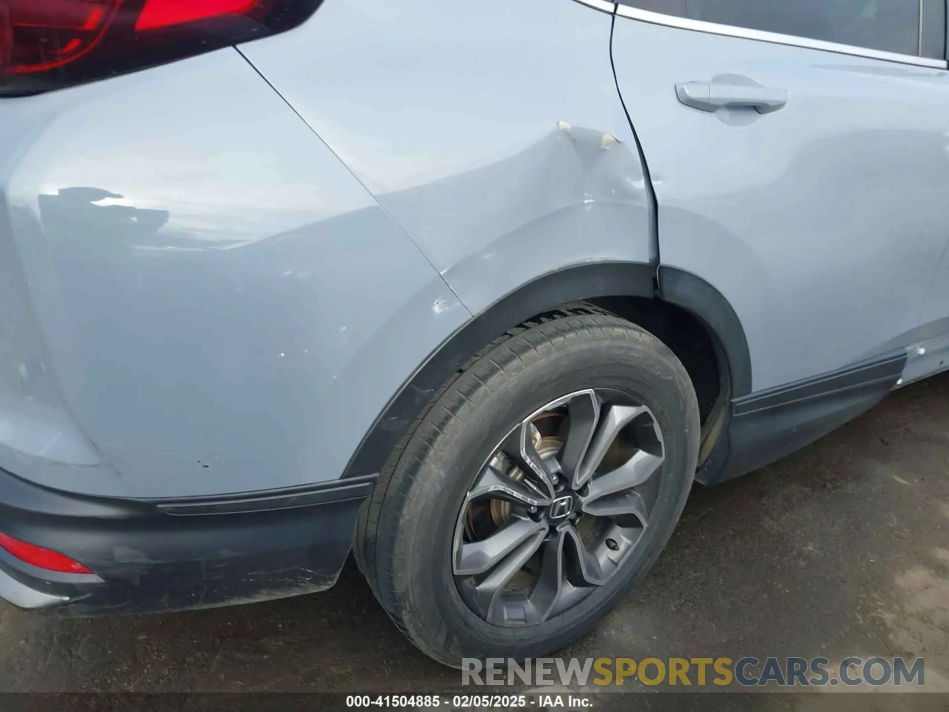 17 Photograph of a damaged car 5J6RW1H84MA001040 HONDA CR-V 2021