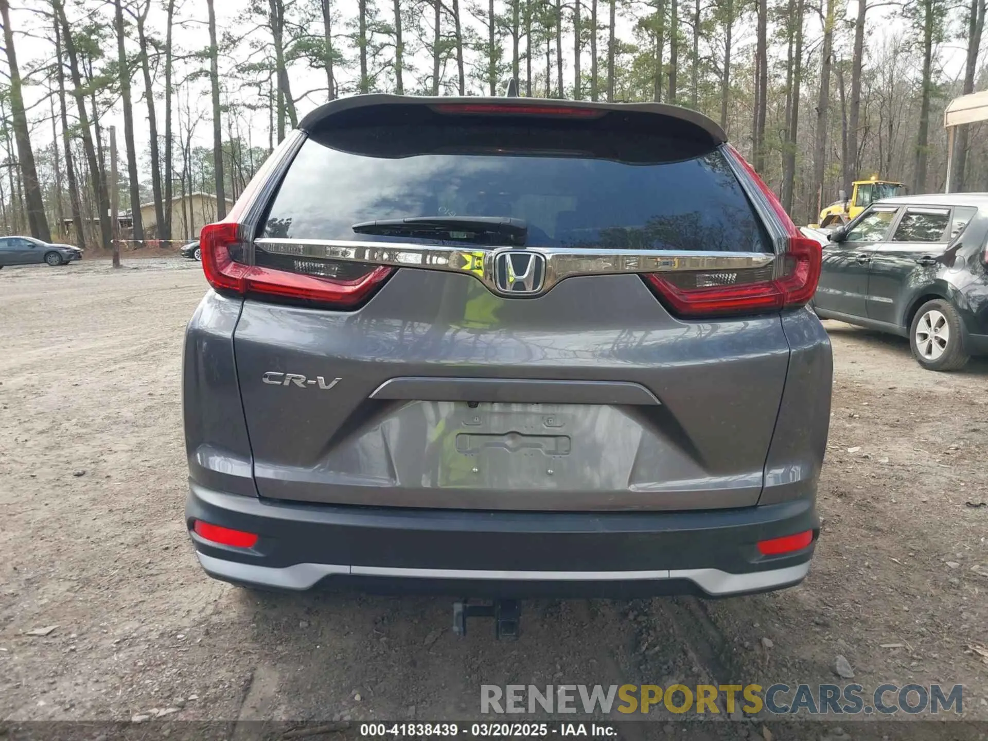 17 Photograph of a damaged car 5J6RW1H87MA000156 HONDA CR-V 2021