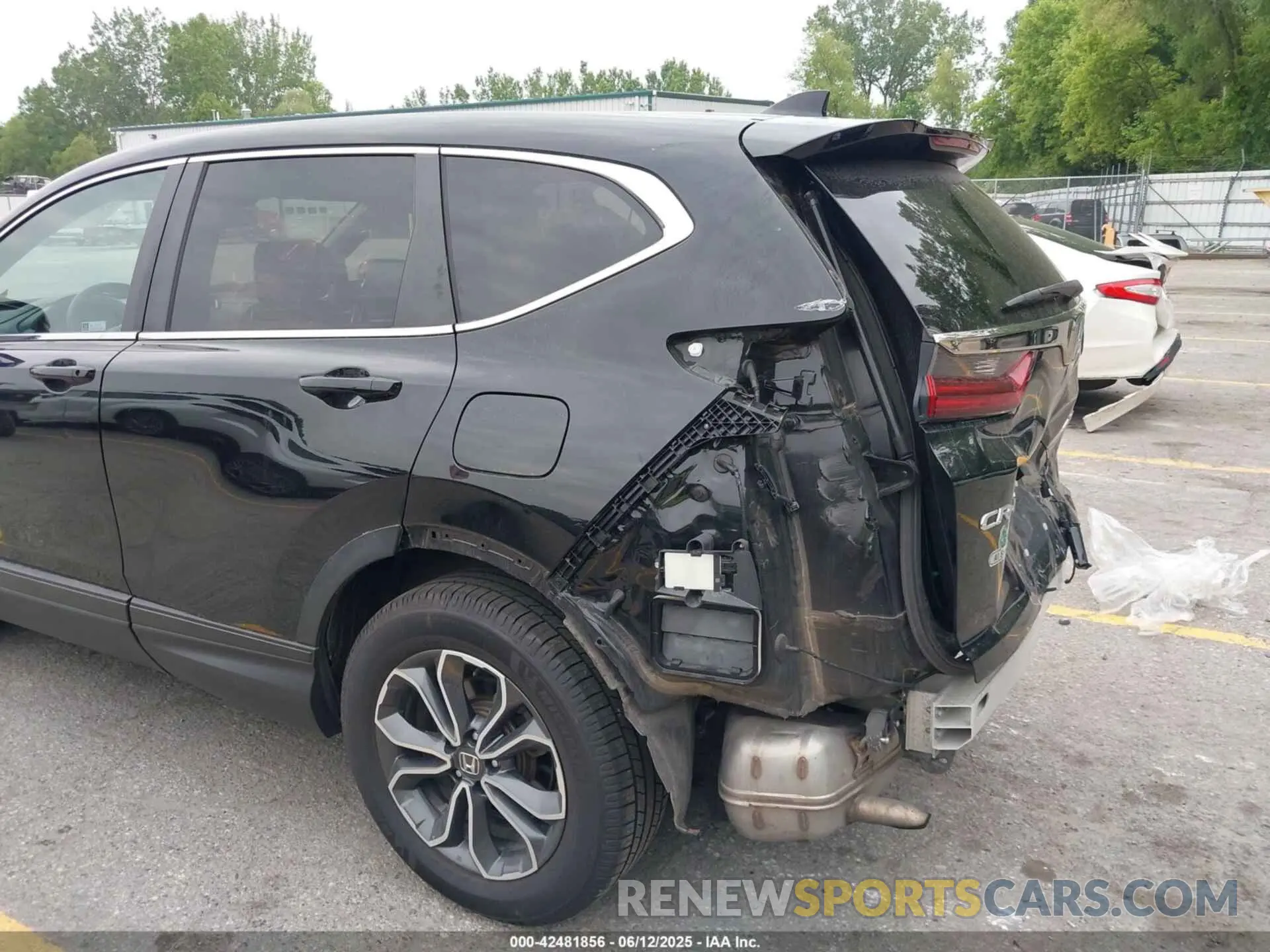 22 Photograph of a damaged car 5J6RW2H50ML004467 HONDA CR-V 2021