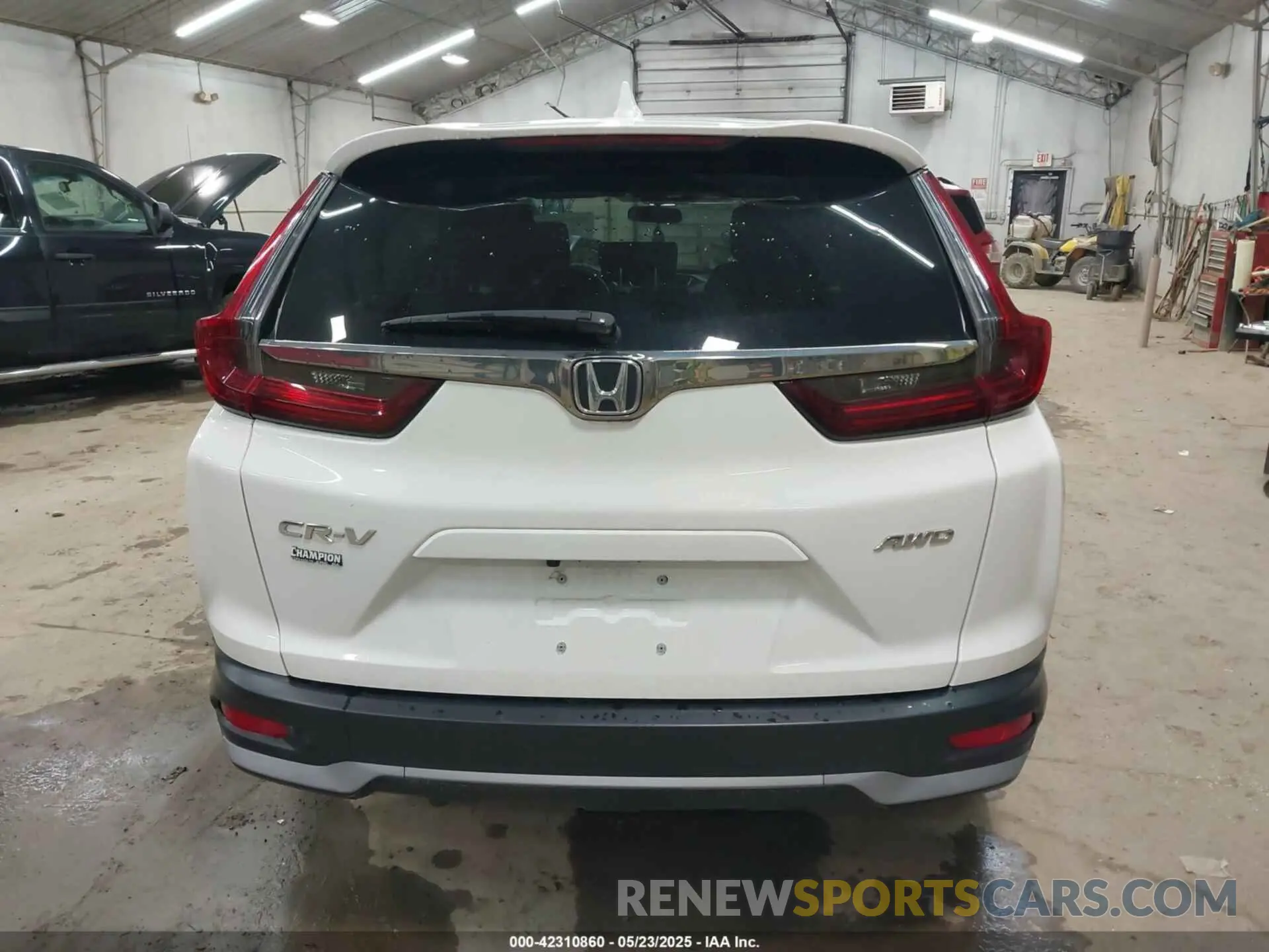 16 Photograph of a damaged car 5J6RW2H53MA002465 HONDA CR-V 2021