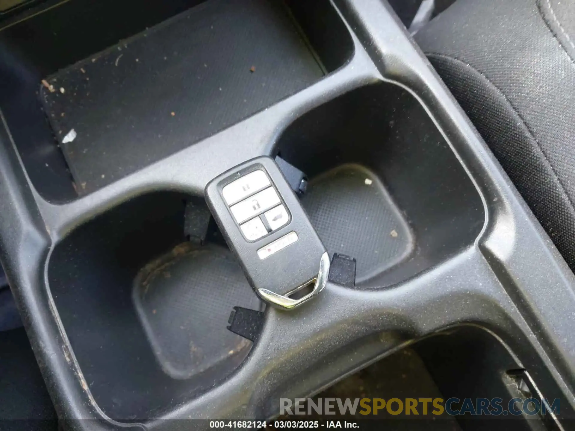 11 Photograph of a damaged car 5J6RW2H55MA012883 HONDA CR-V 2021
