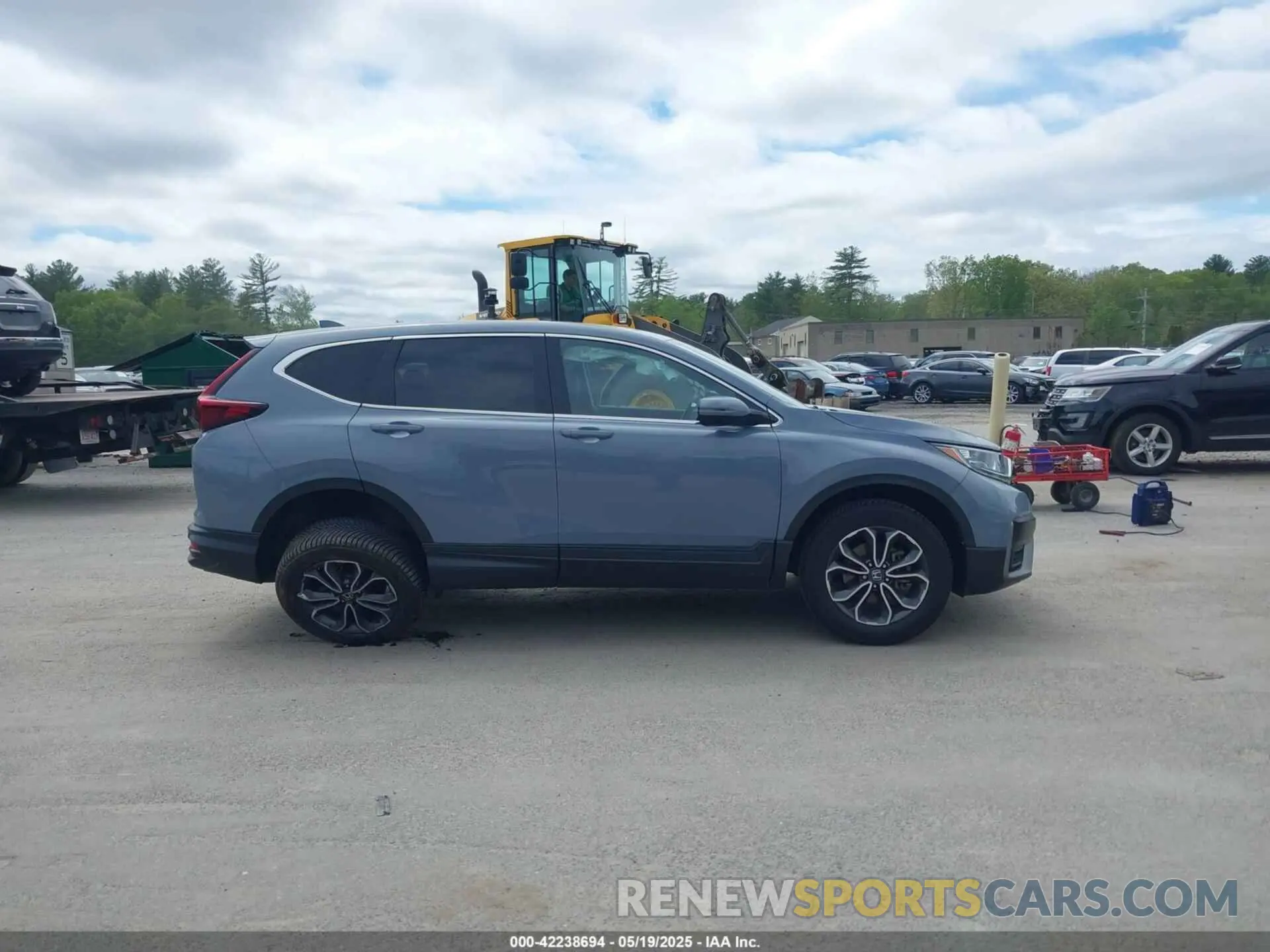 13 Photograph of a damaged car 5J6RW2H57ML018592 HONDA CR-V 2021