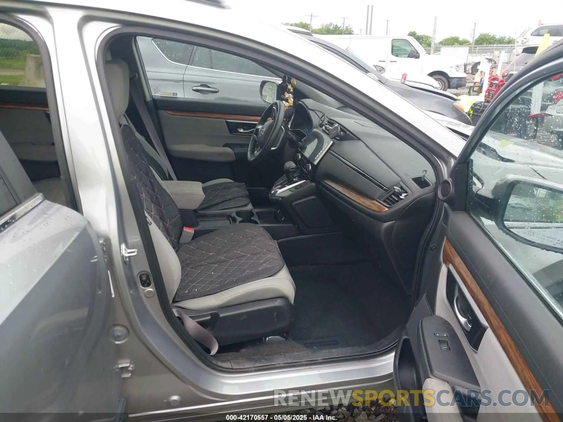 5 Photograph of a damaged car 5J6RW2H5XML007330 HONDA CR-V 2021